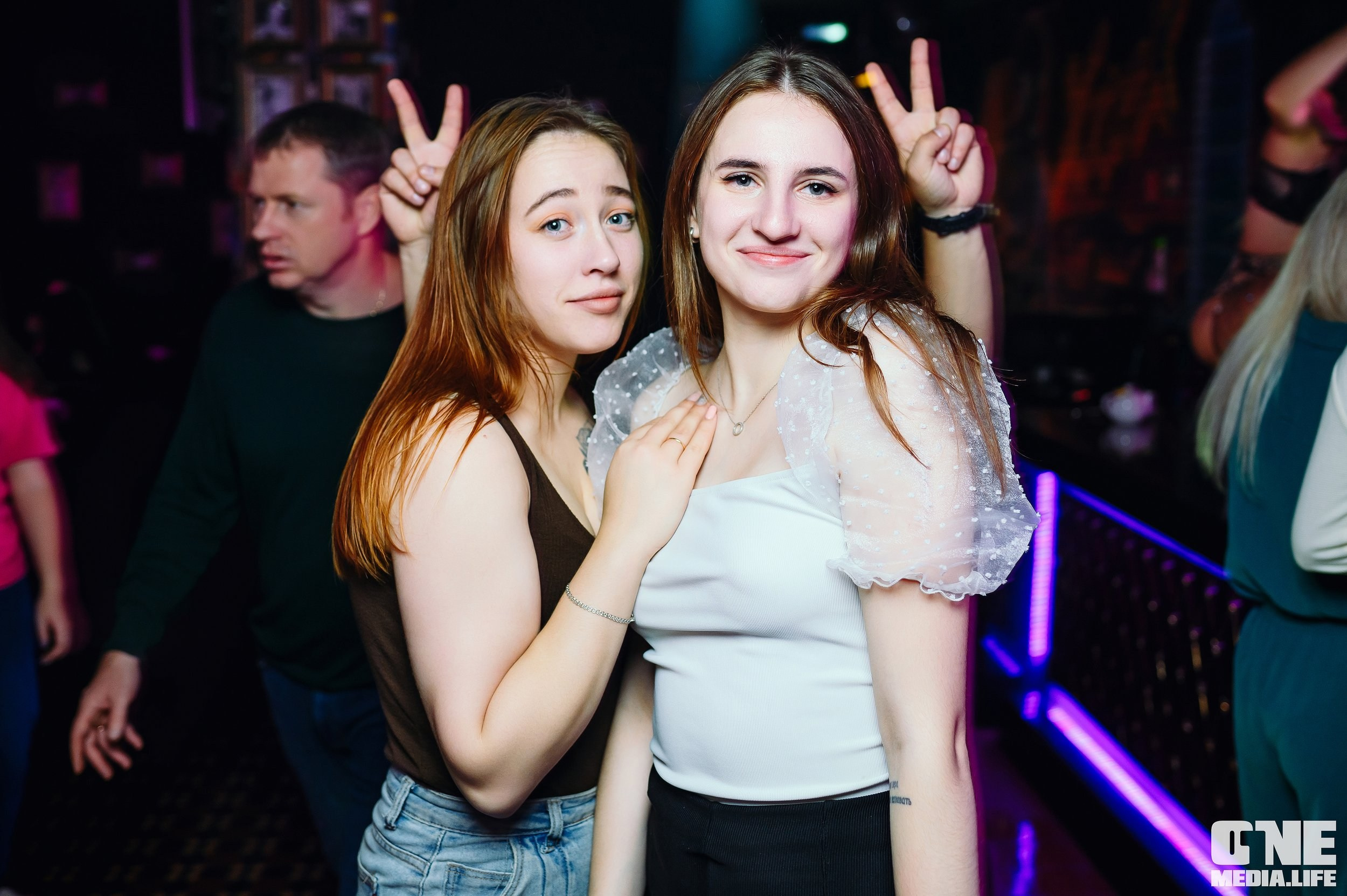 Фоторепортаж из бара XxxX. One Media Life: фоторепортажи, фотоотчеты с мероприятий и заведений