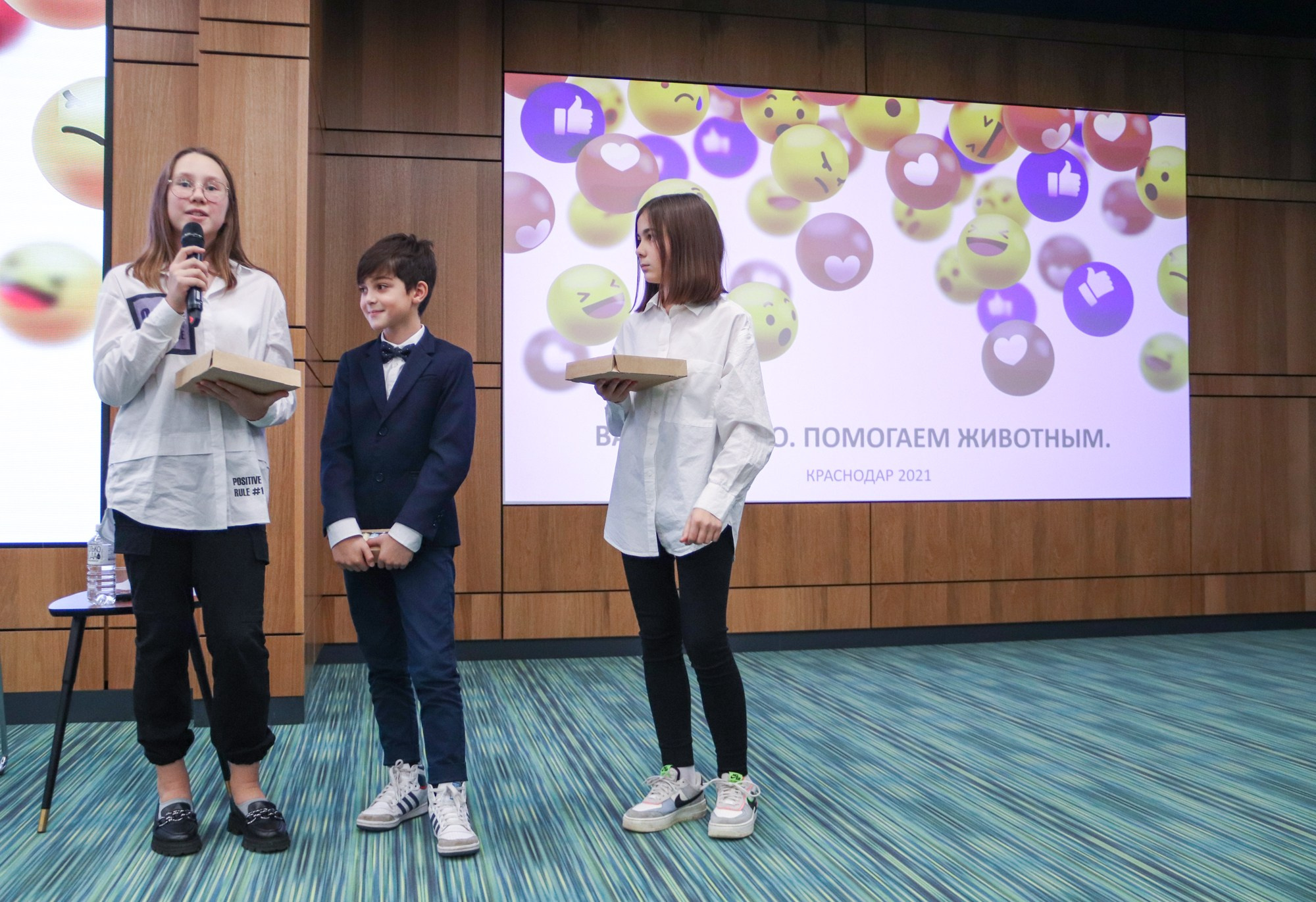 Бизнес-форум «Немалый бизнес». Репортажный, промышленный и маркетплейс-фотограф Дмитрий Чернат