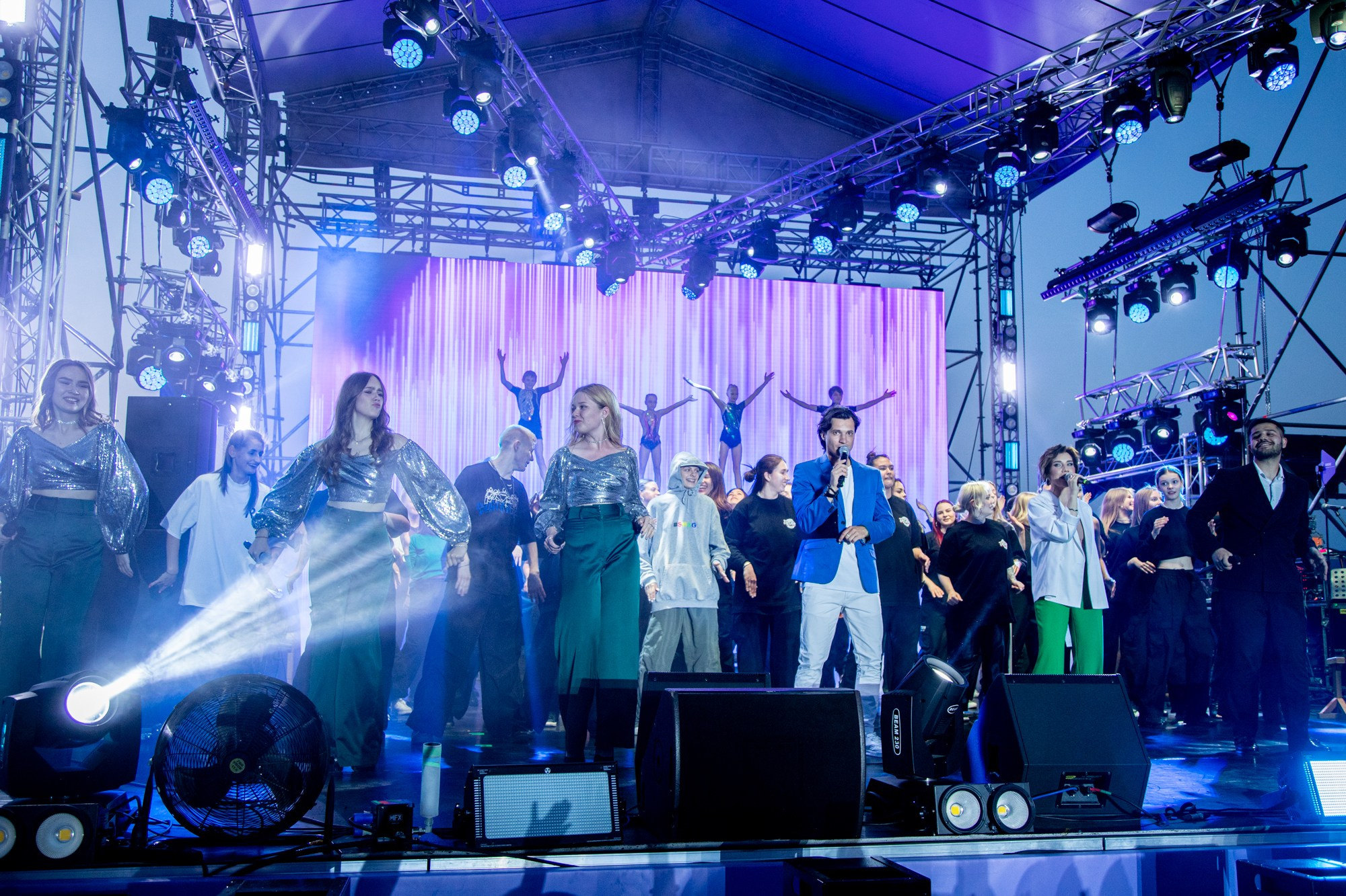 Краевой День молодёжи в Краснодаре 2023. Репортажный, промышленный и маркетплейс-фотограф Дмитрий Чернат