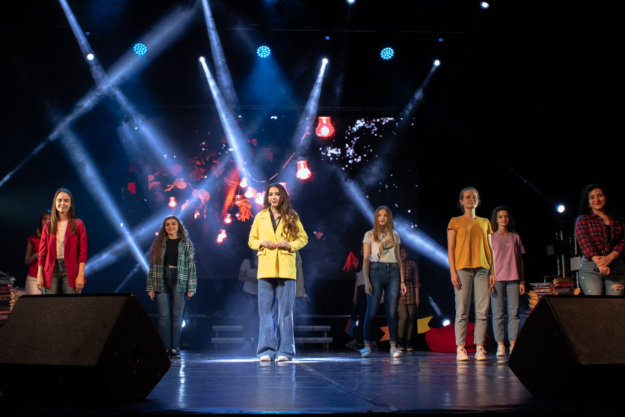 Конкурс красоты Мисс КубГУ 2021. Репортажный, промышленный и маркетплейс-фотограф Дмитрий Чернат