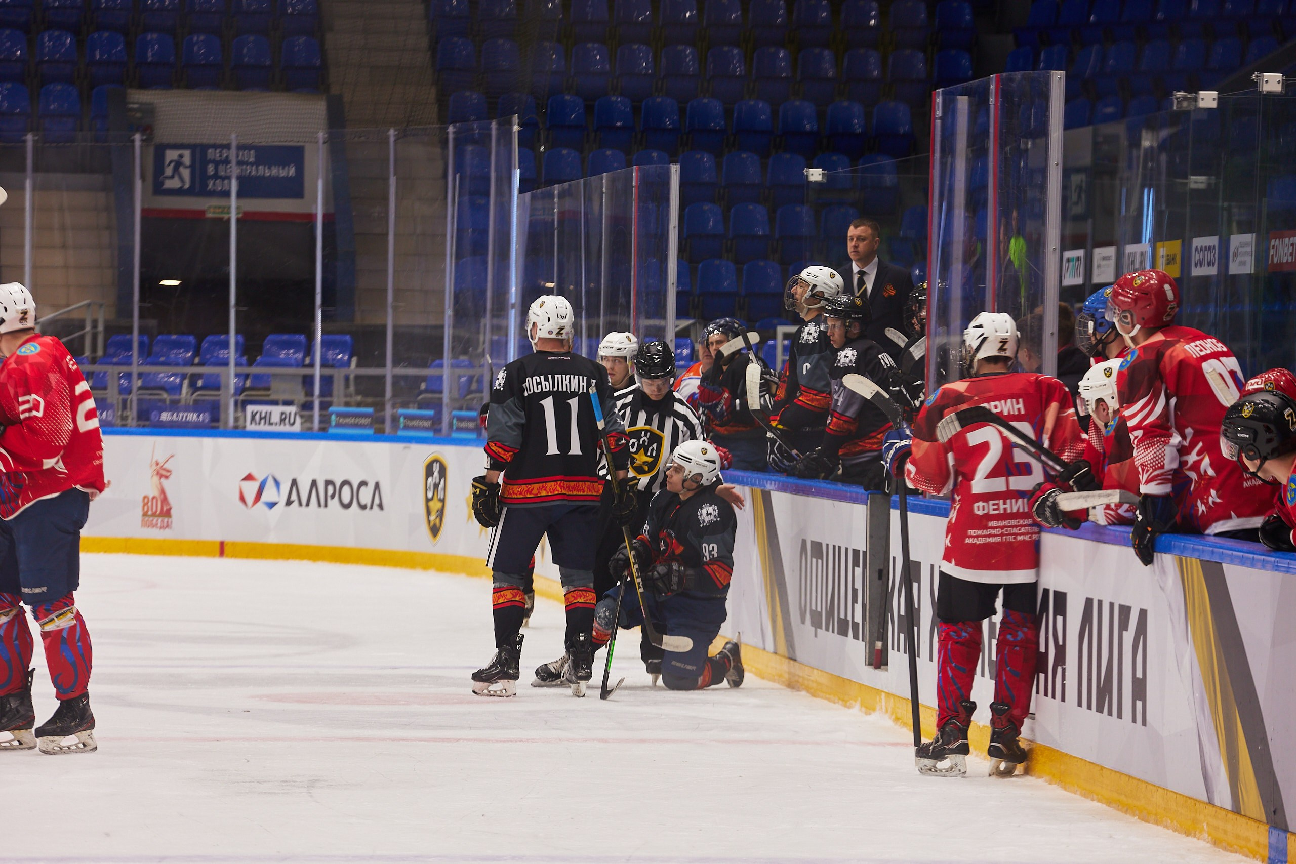 Репортаж. Офицерская хоккейная лига 2025 год. Спортивный фотограф Некрасов Денис