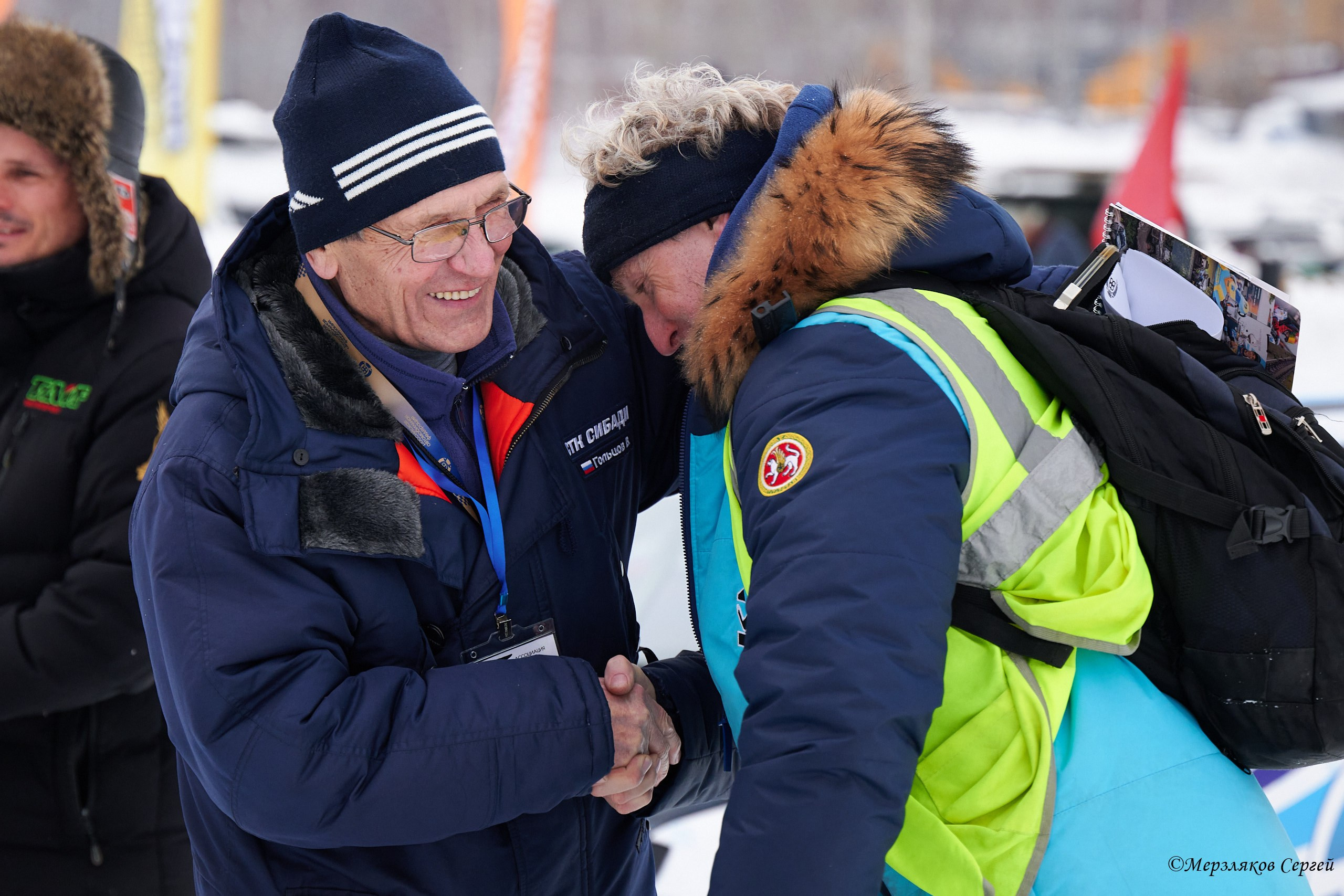 Трековые автогонки на льду Чемпионат России. Спортивный репортажный фотограф в Ижевске Сергей Мерзляков