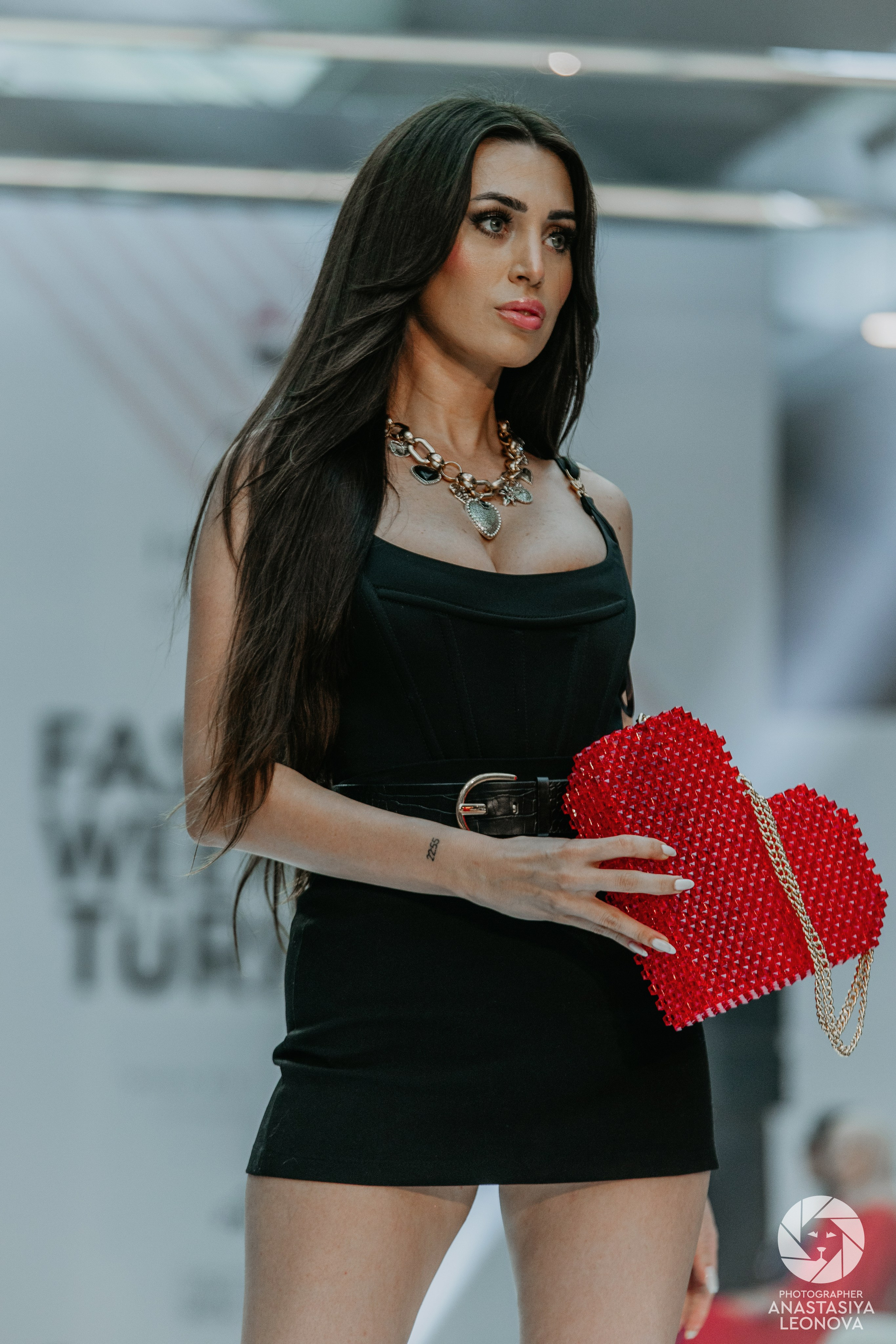 Fashion Week Türkiye [spring, 2025]. Anastasia Leonowa