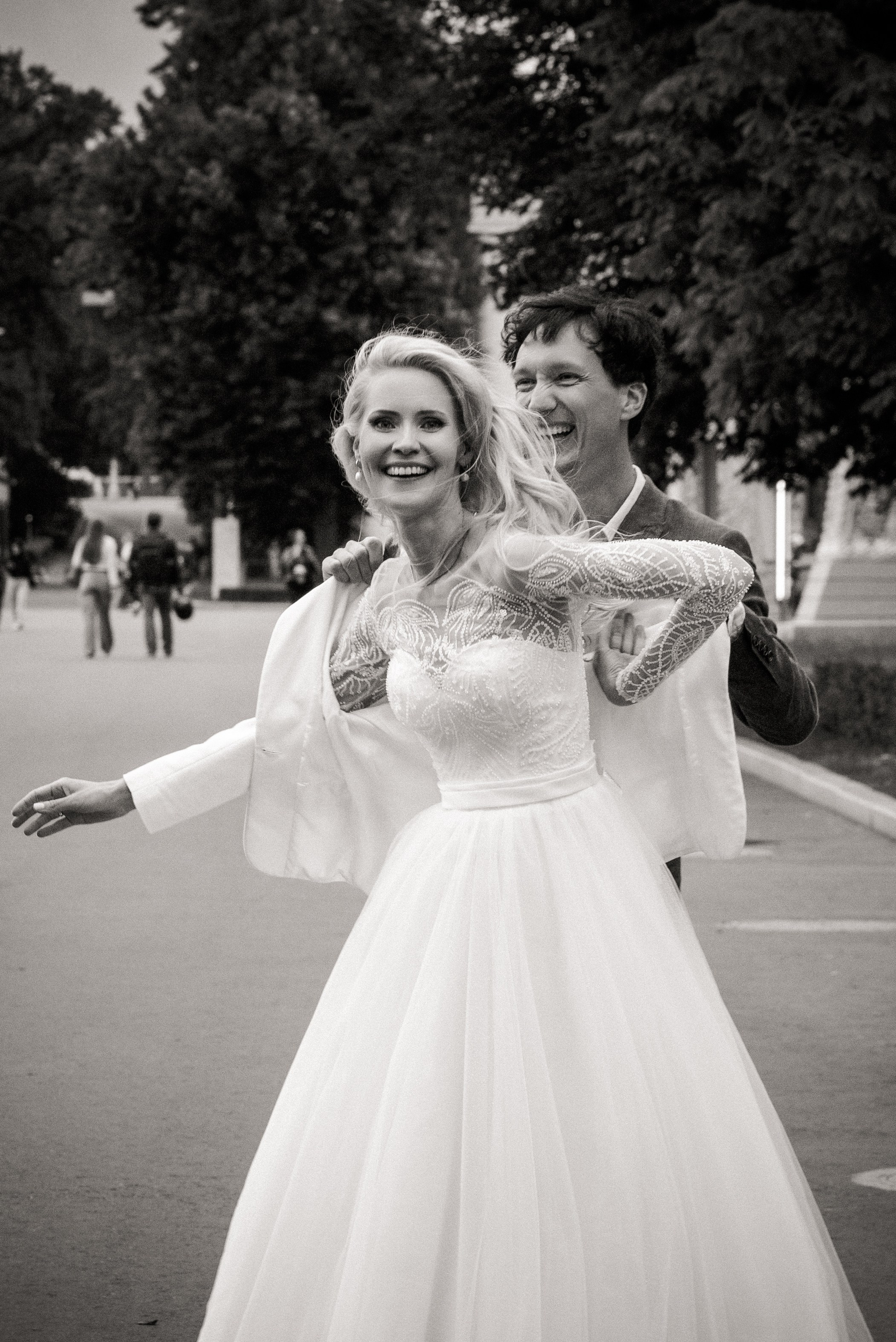 Свадебная фотосессия на ВДНХ. Свадебный и семейный фотограф в Москве и Подмосковье Лариса Козлова