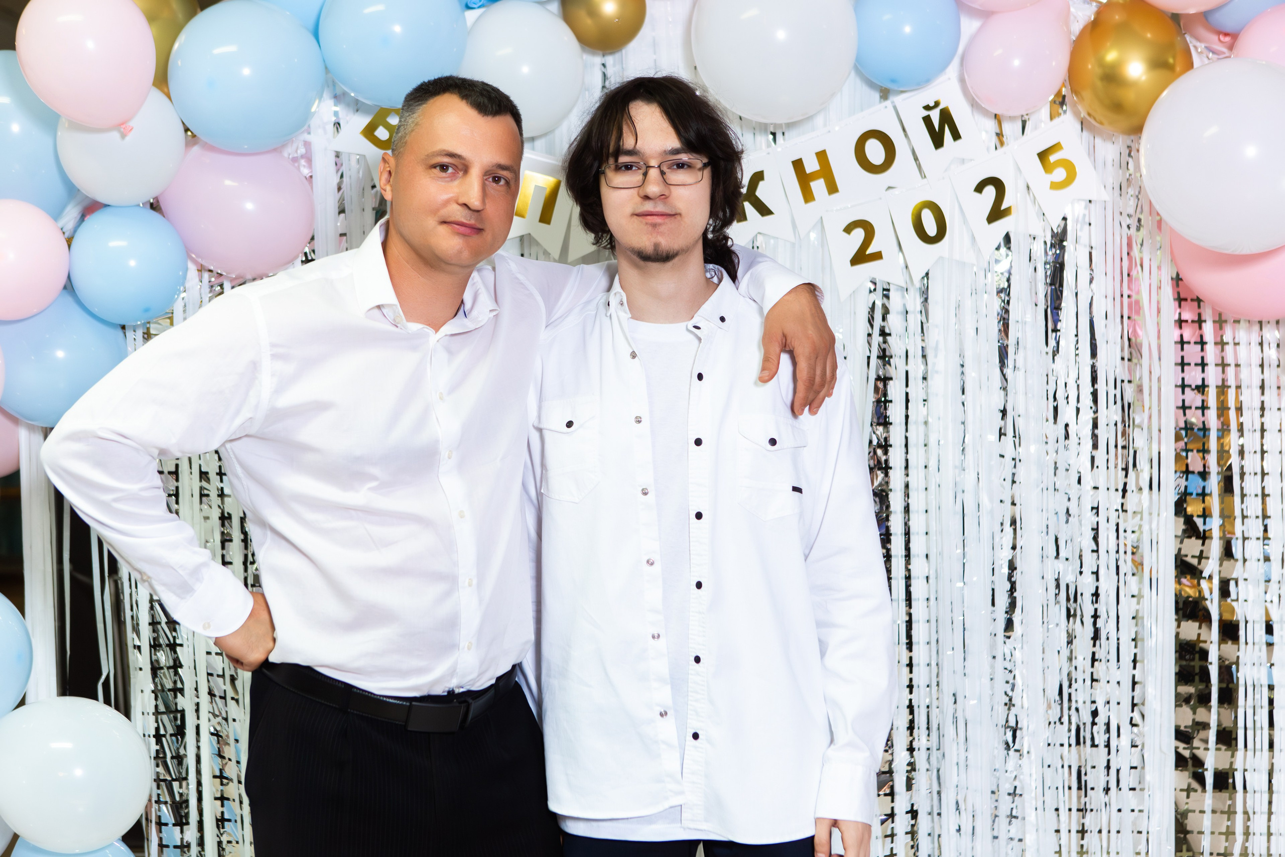 ФОТОСЕССИЯ С РОДИТЕЛЯМИ ВЫПУСКНОЙ 2025 9 ШКОЛА Г.МЦЕНСК. Профессиональный фотограф в Мценске и Орловской области