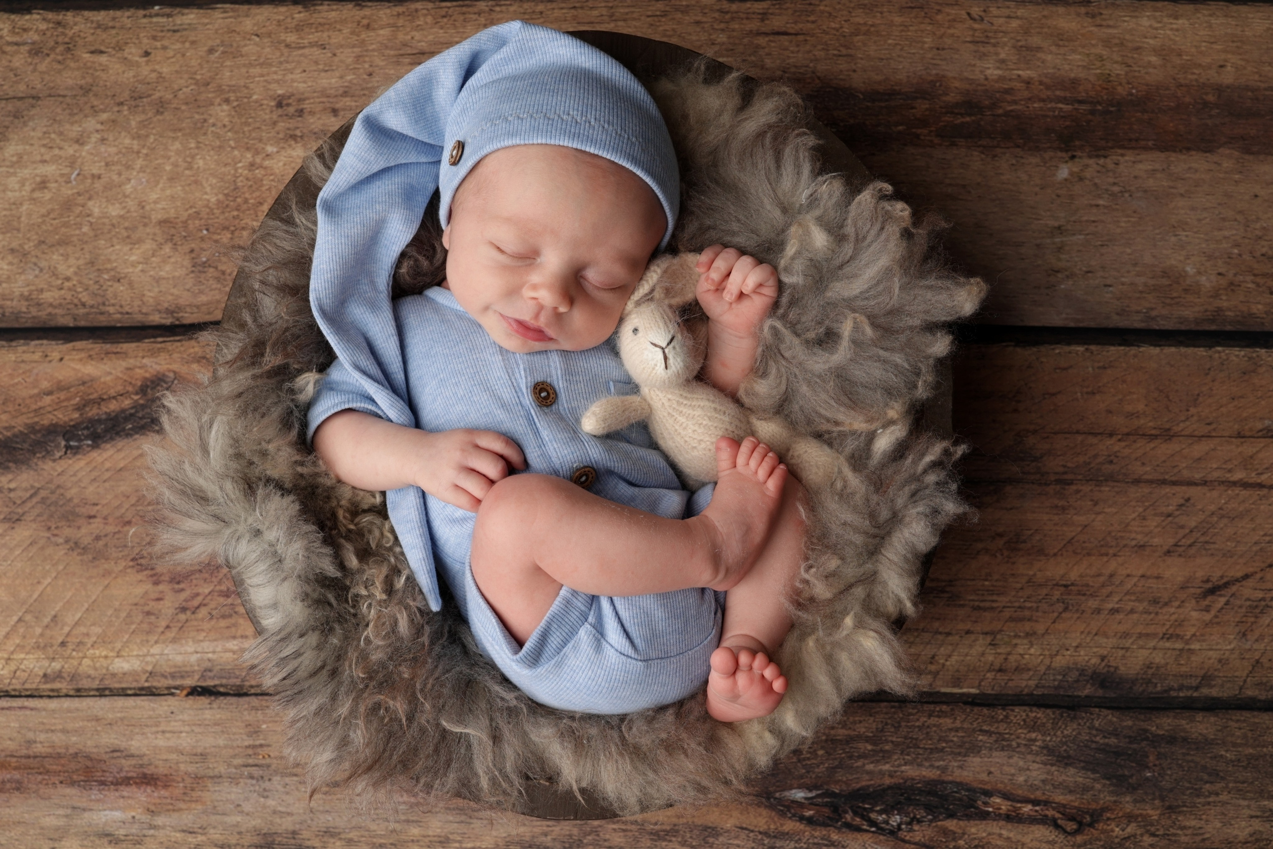 Нежная и милая фотосессия первых дней жизни Вашего ребенка в Минске. Фотограф новорождённых Минск — стоимость newborn фотосессии в Минске