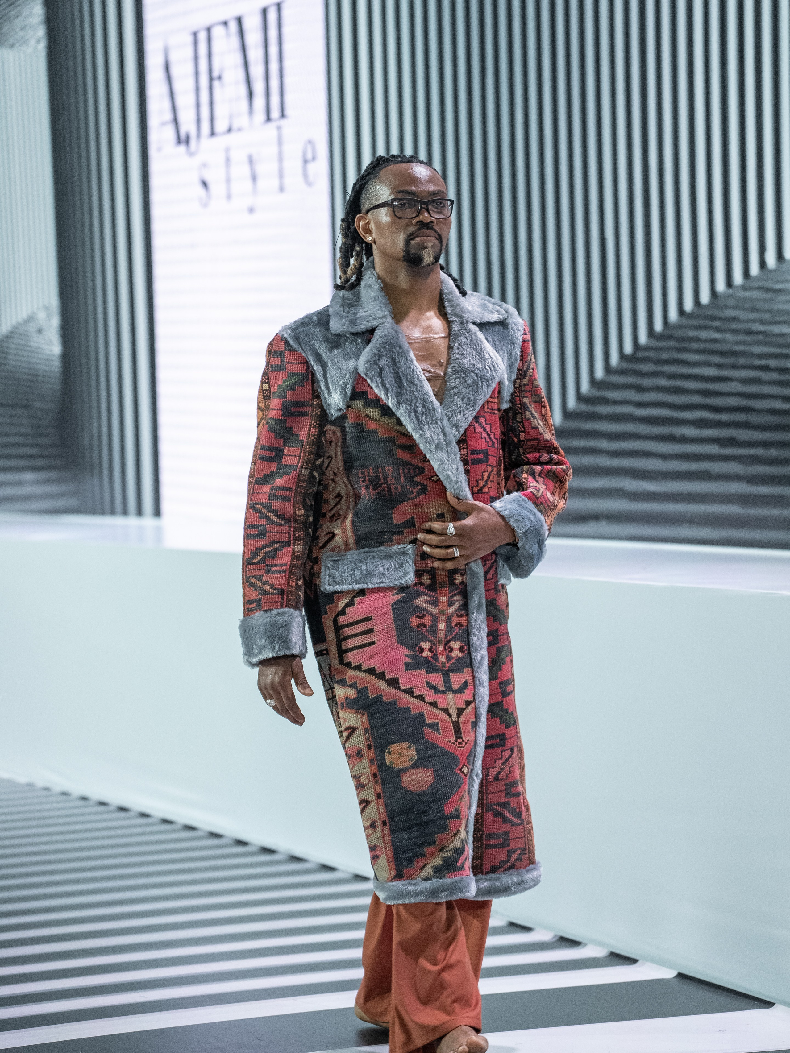 AJEMI STYLE. Сайт Алматинского НЮ АРТ, будуар и фэшн фотографа Дениса Карпенко