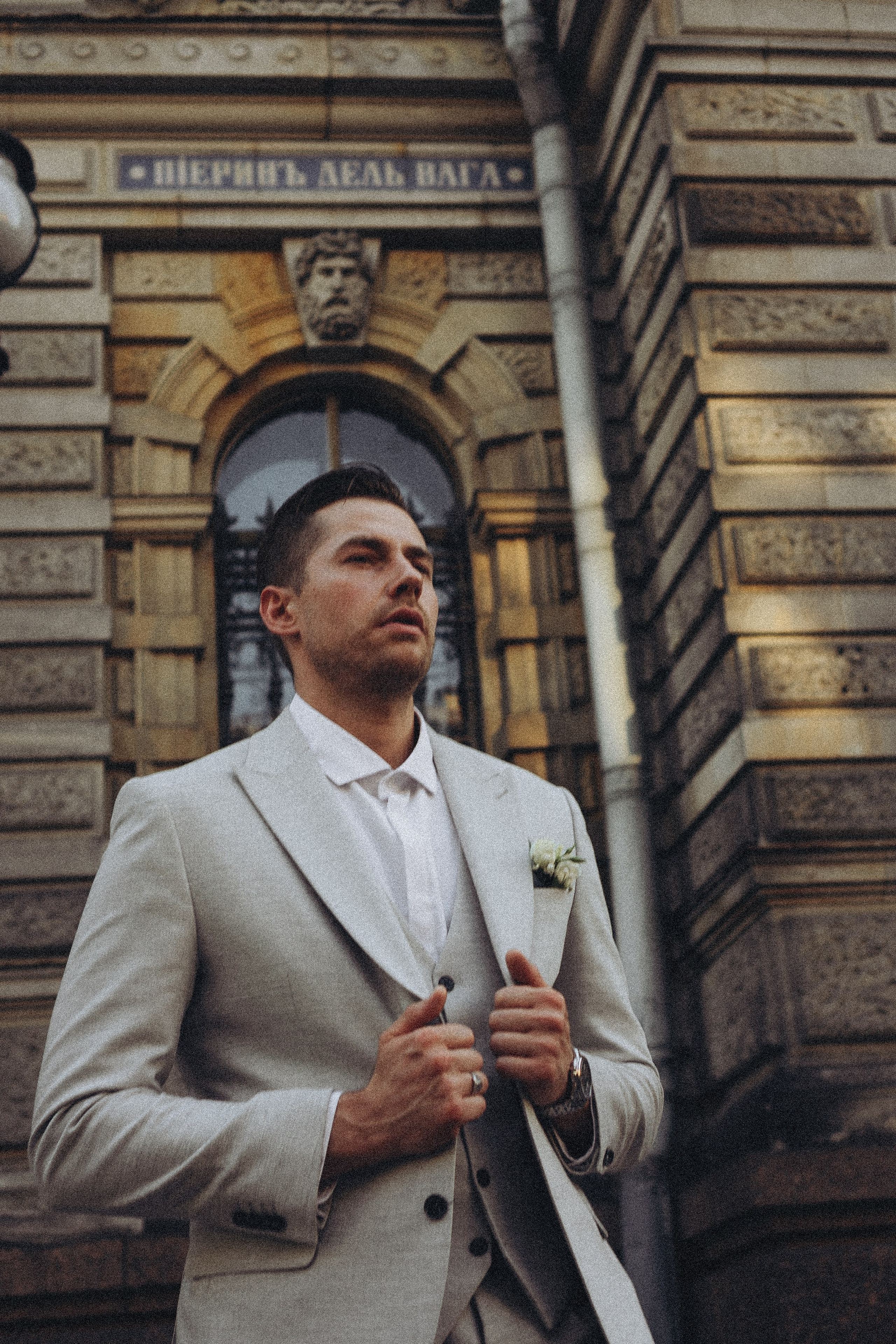 Свадебная сьемка у академии Штиглица. Профессиональный фотограф, Санкт-Петербург — Виктория Богомолова