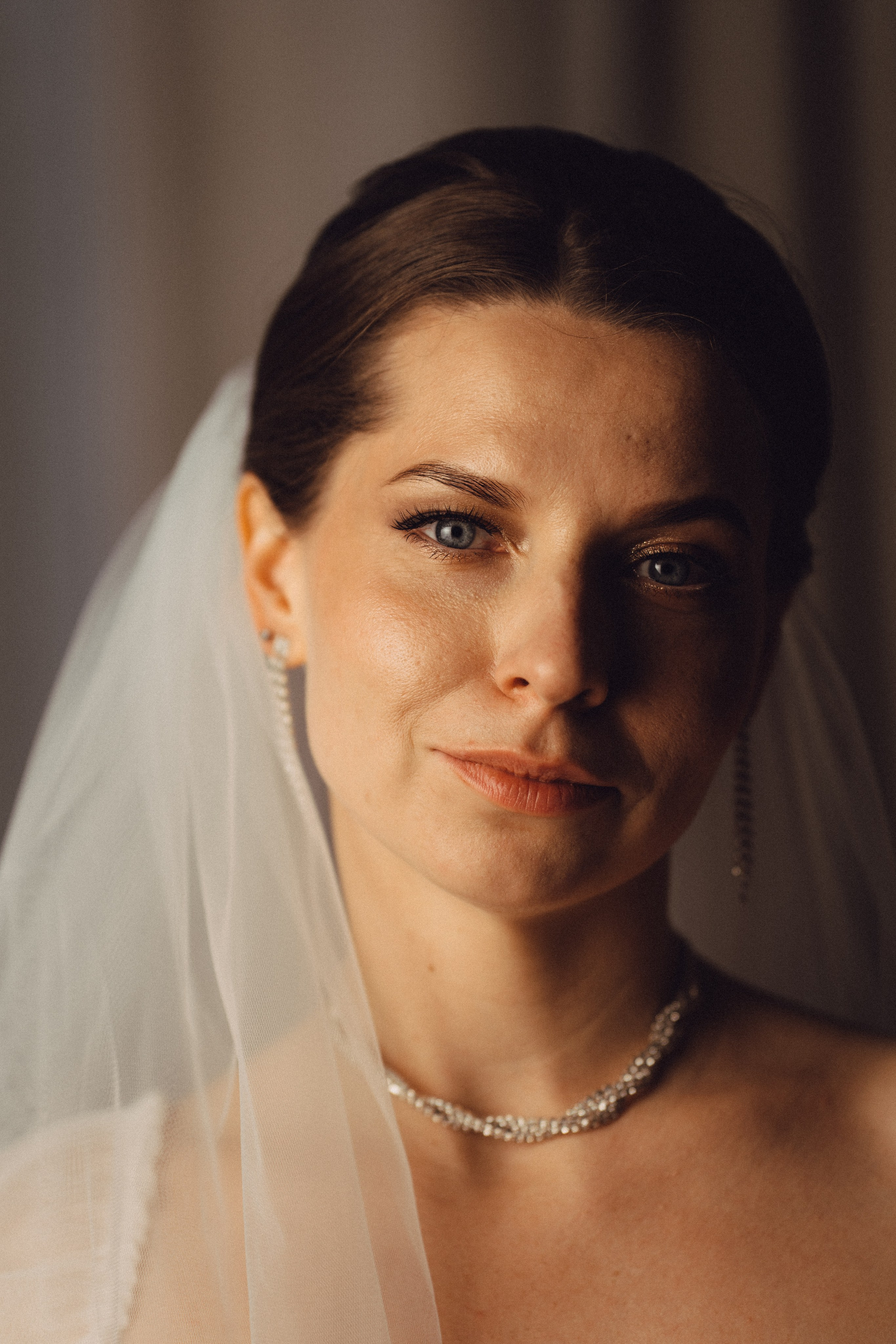 СВАДЕБНАЯ СЬЕМКА ВО ВТОРОМ ДВОРЦЕ (ДЕКАБРЬ) ТАКЖЕ СЬЕМКА В СТУДИИ НА ЧЕРНЫШЕВСКОЙ. Профессиональный фотограф, Санкт-Петербург — Виктория Богомолова