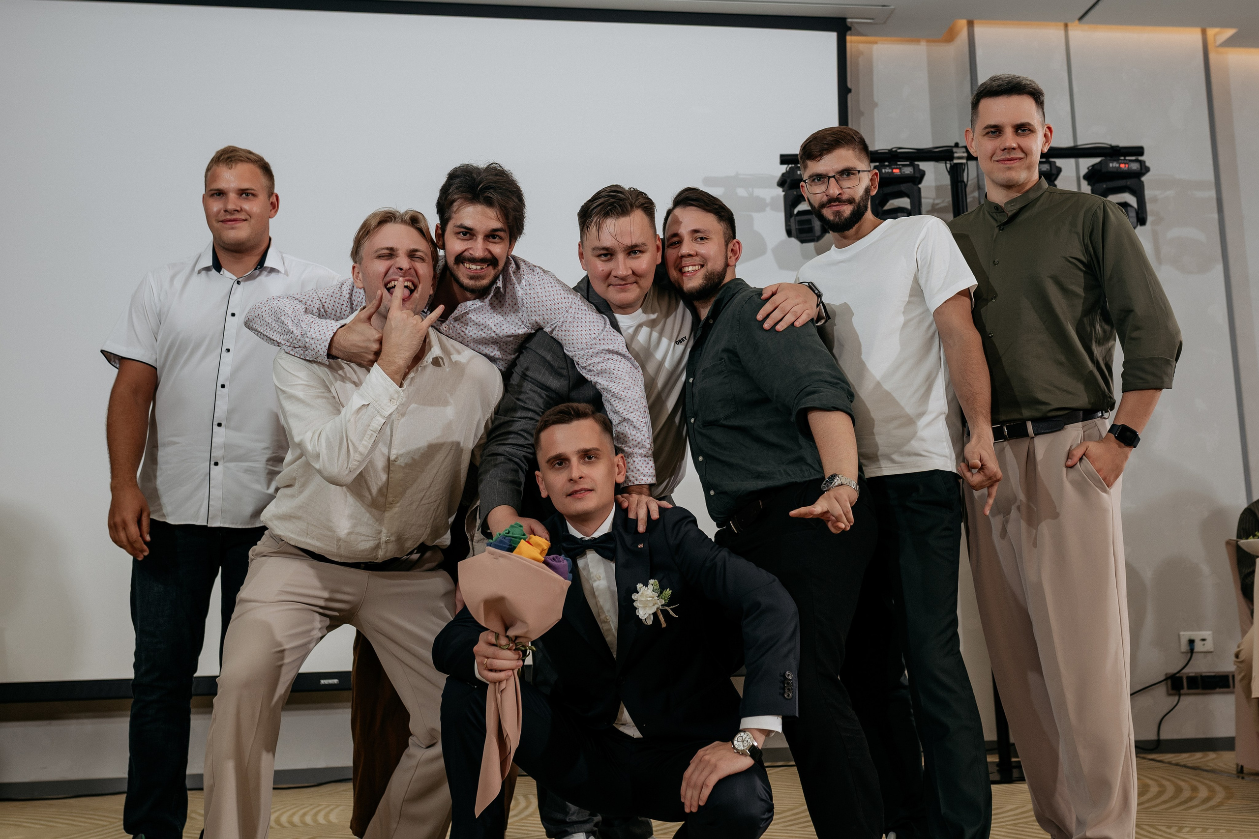 Фотограф на свадьбу Новороссийск цены - полный пакет услуг на весь день.