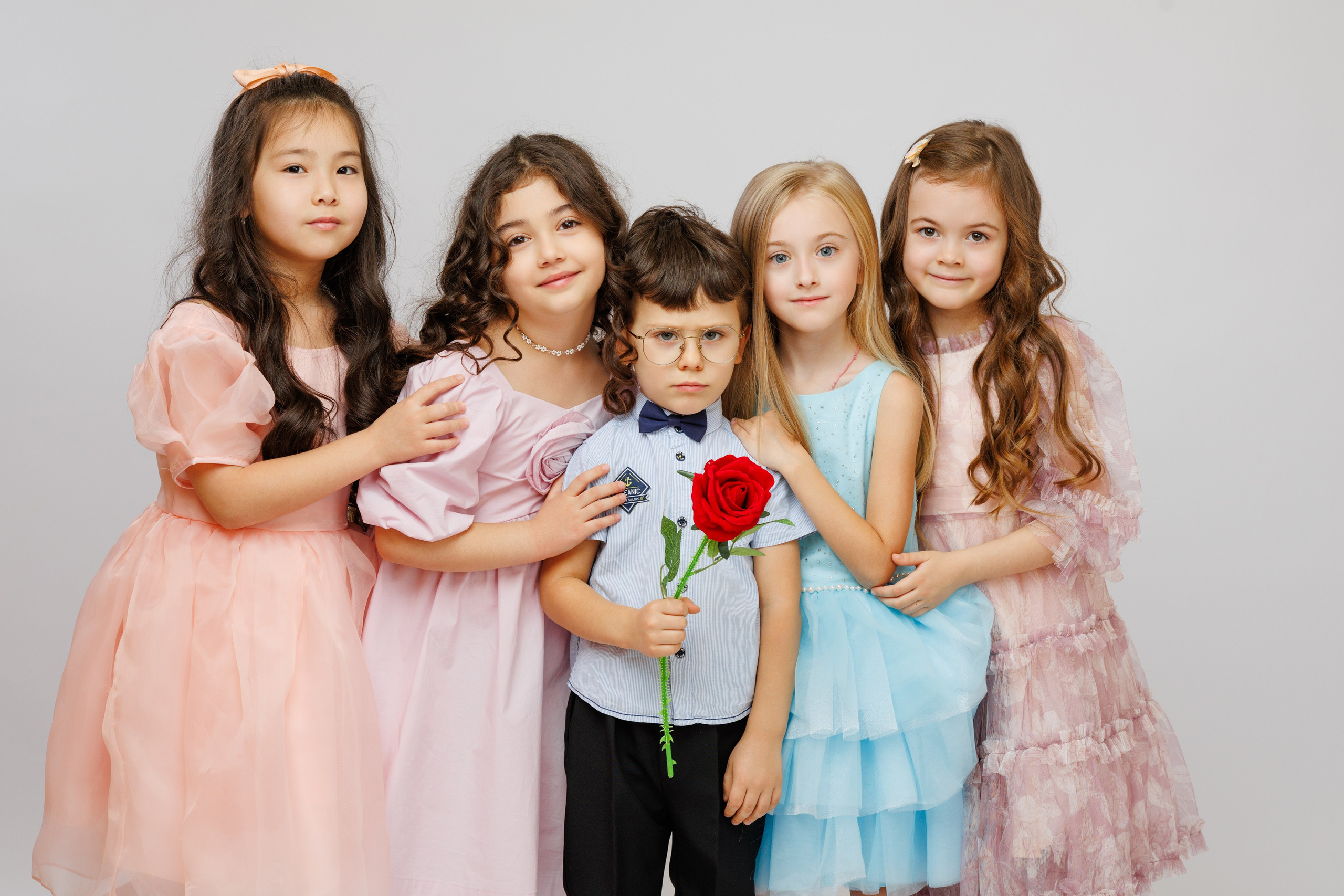 Тариф идеальный (1). Выпускные альбомы в Москве FOTOVMESTE