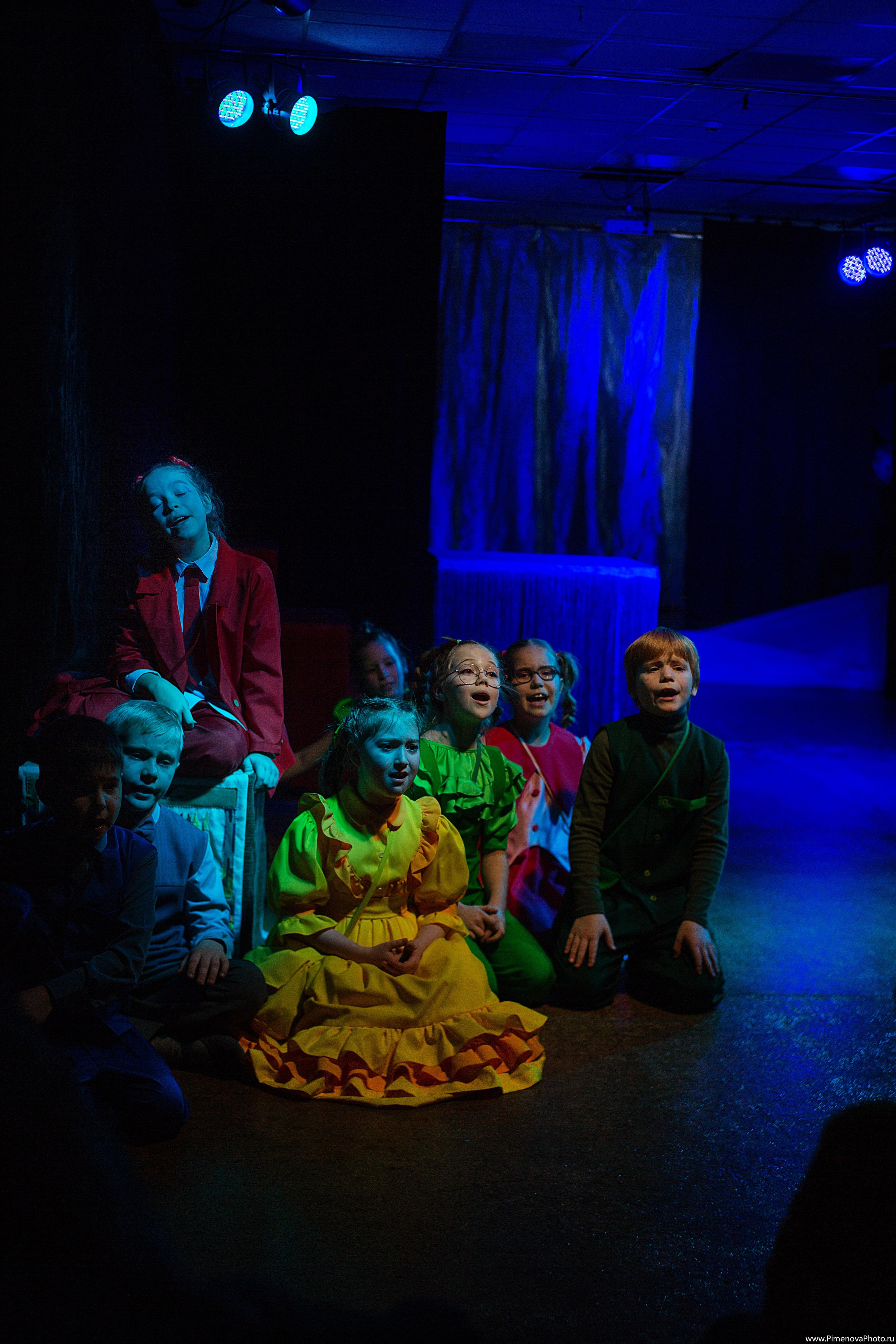 Карандаши «Театрум» ДТЦ, февраль. Семейный и детский фотограф в Петрозаводске