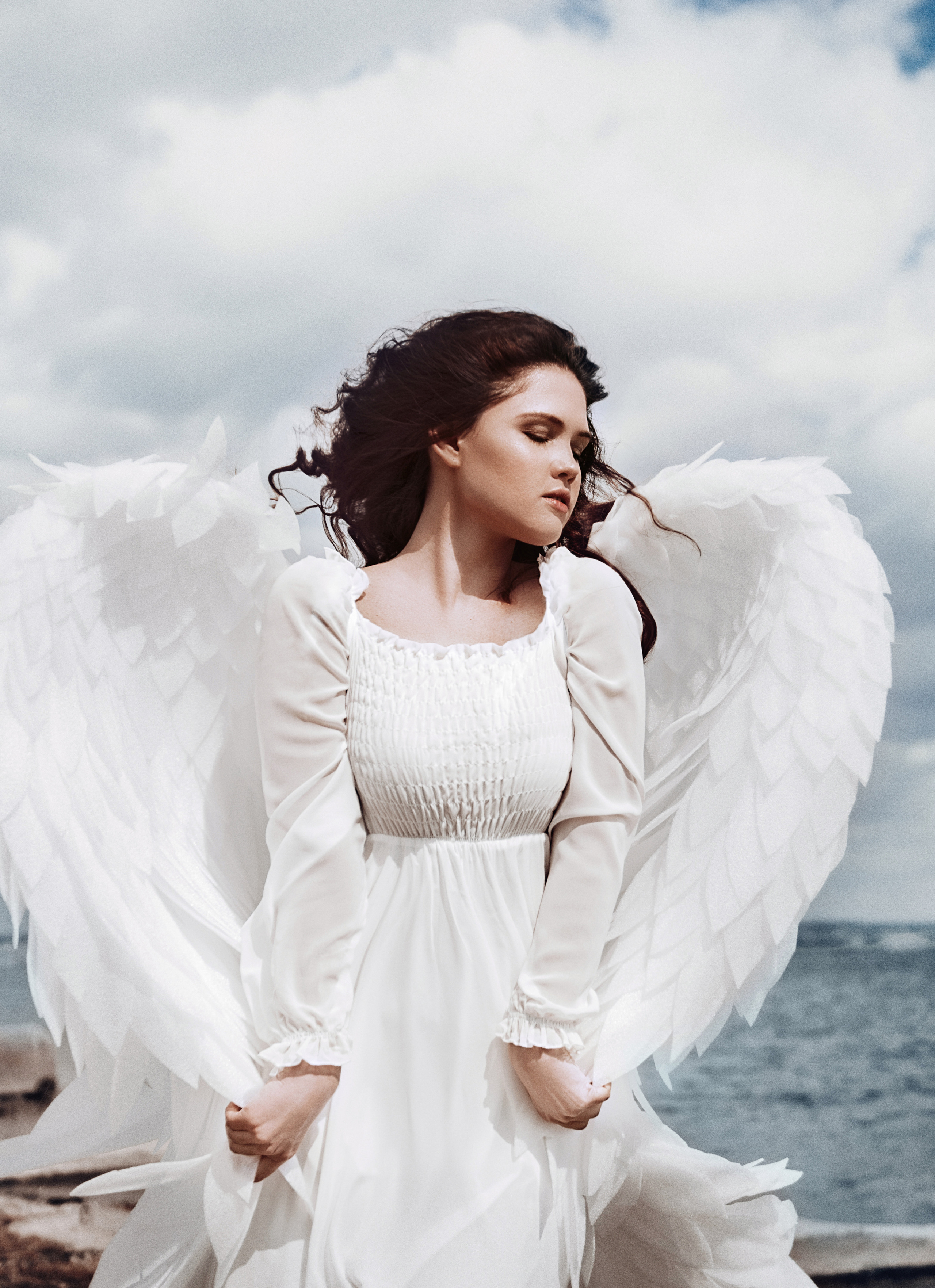 Ангел. Стильные выпускные альбомы и индивидуальные фотосессии в Таганроге