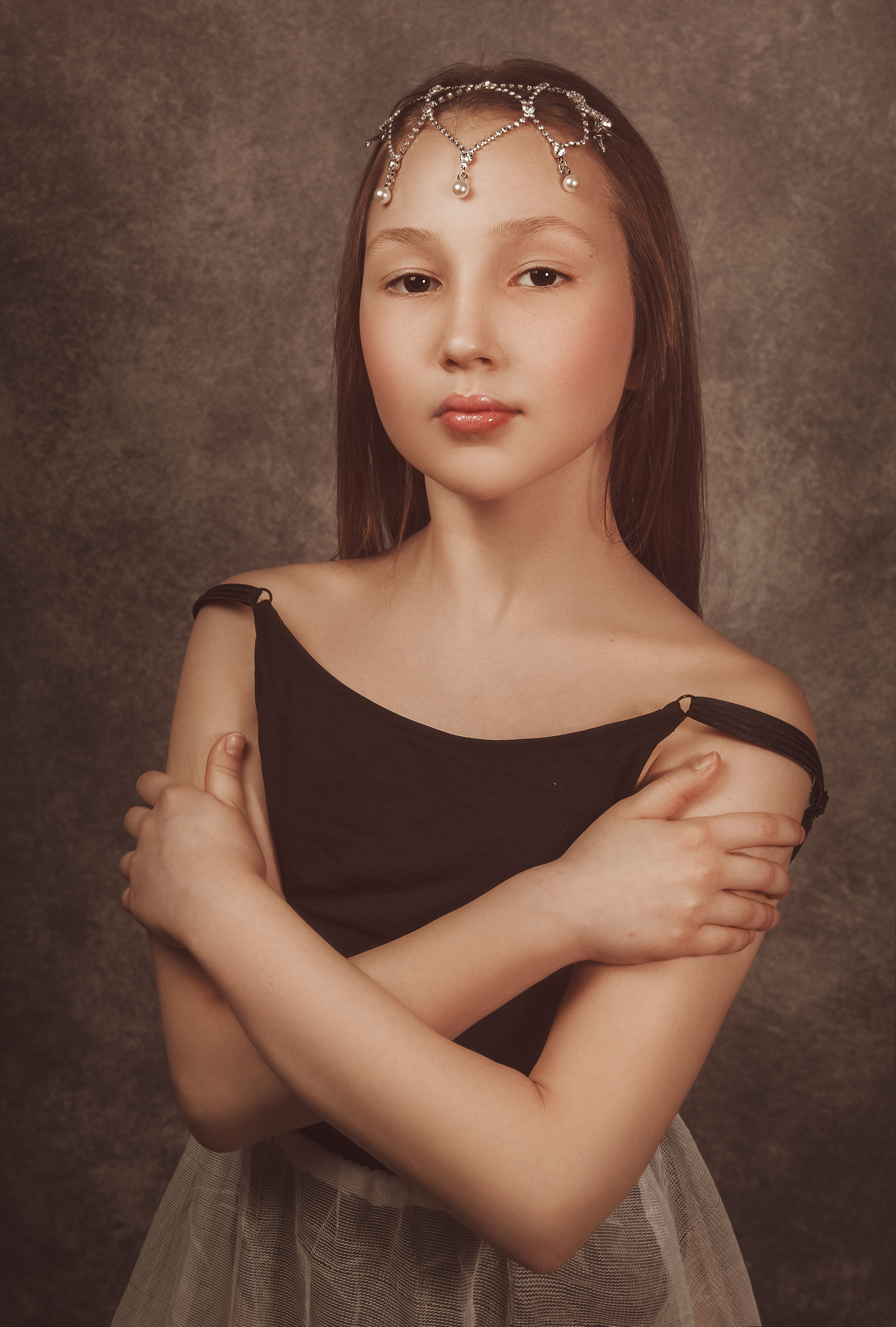 Алена «Пуанты». Стильные выпускные альбомы и индивидуальные фотосессии в Таганроге