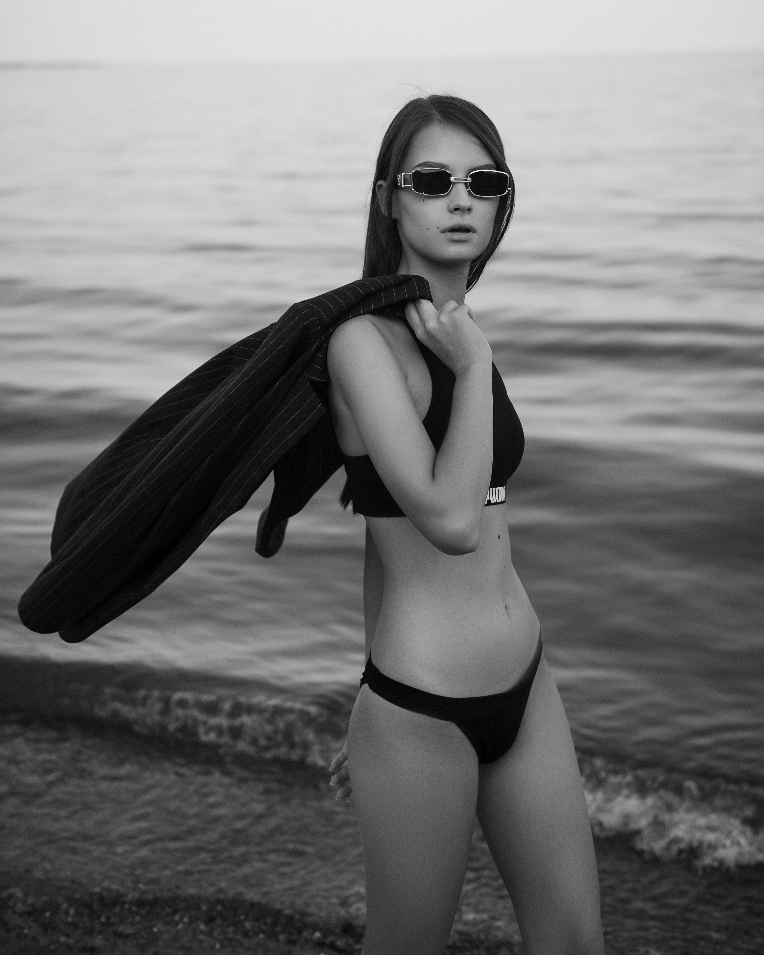 Арина & Море. Стильные выпускные альбомы и индивидуальные фотосессии в Таганроге