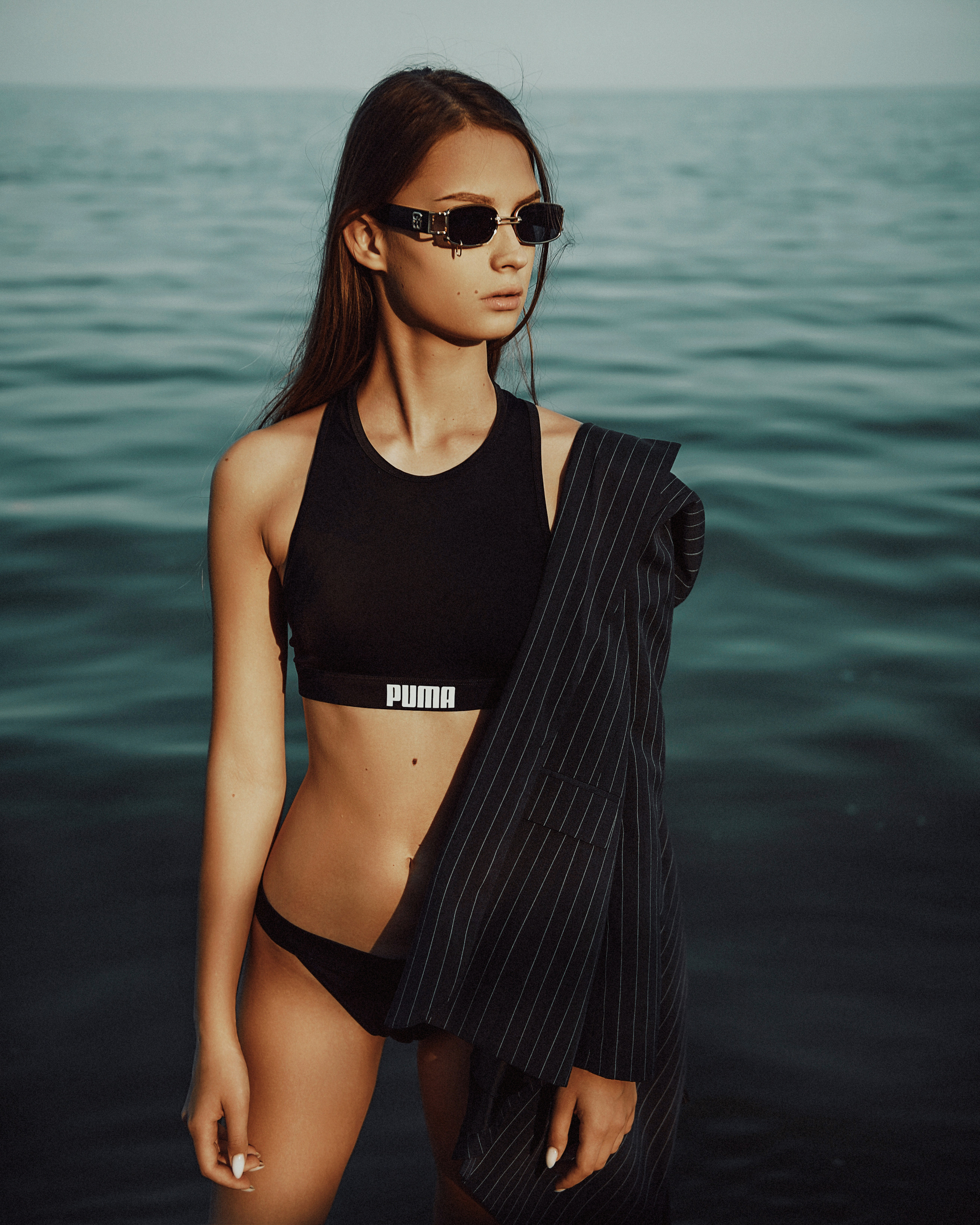 Арина & Море. Стильные выпускные альбомы и индивидуальные фотосессии в Таганроге