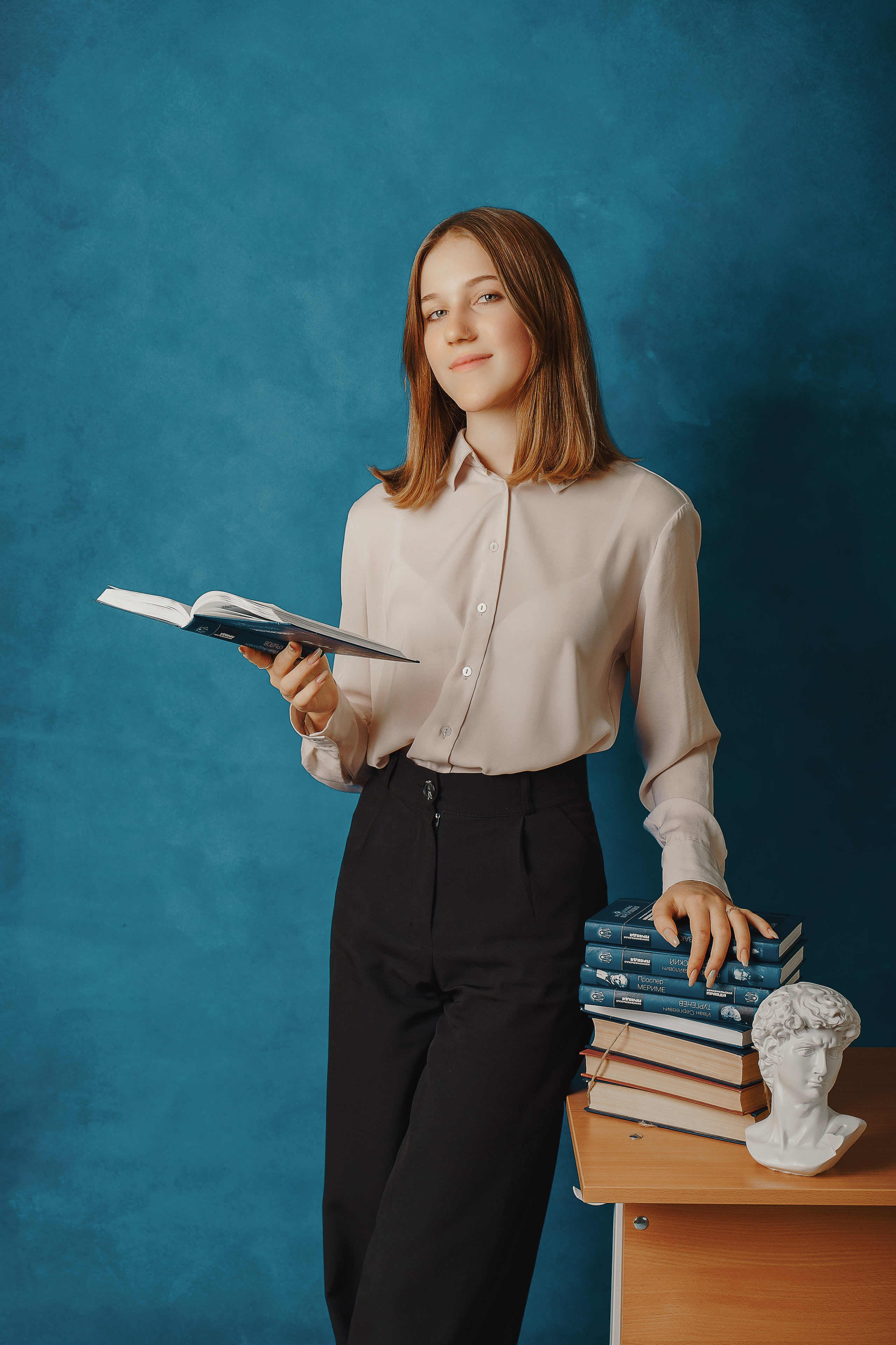 Стильные выпускные альбомы и индивидуальные фотосессии в Таганроге