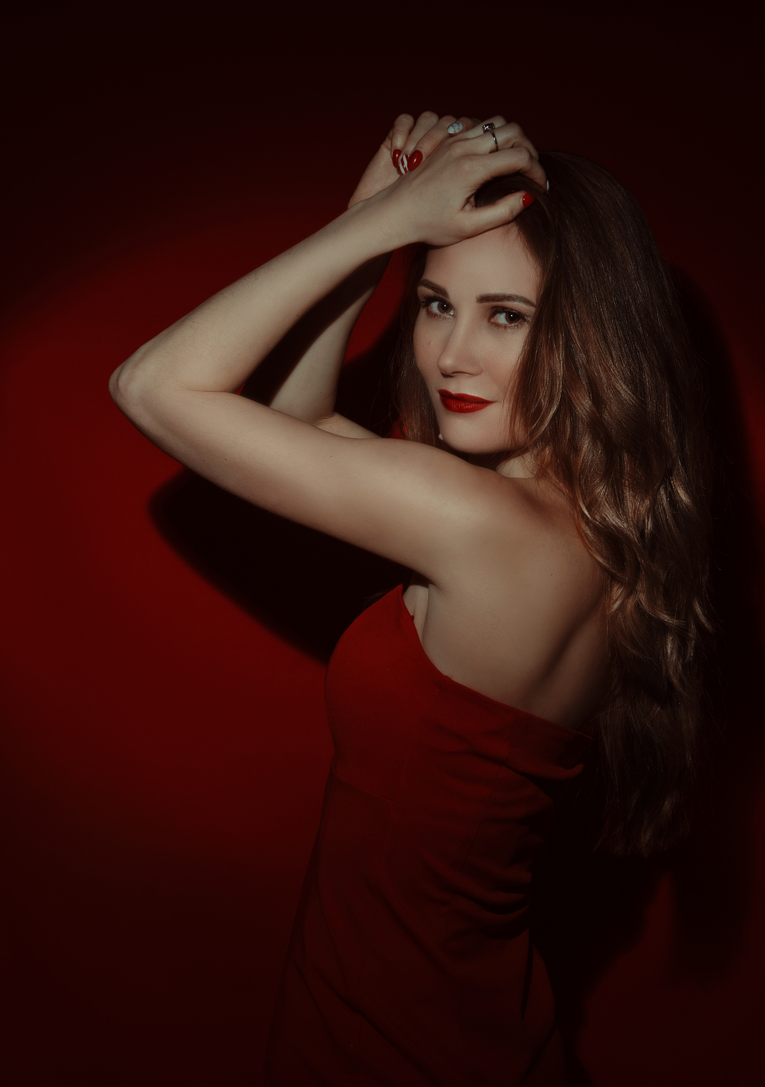 Наташа. Стильные выпускные альбомы и индивидуальные фотосессии в Таганроге