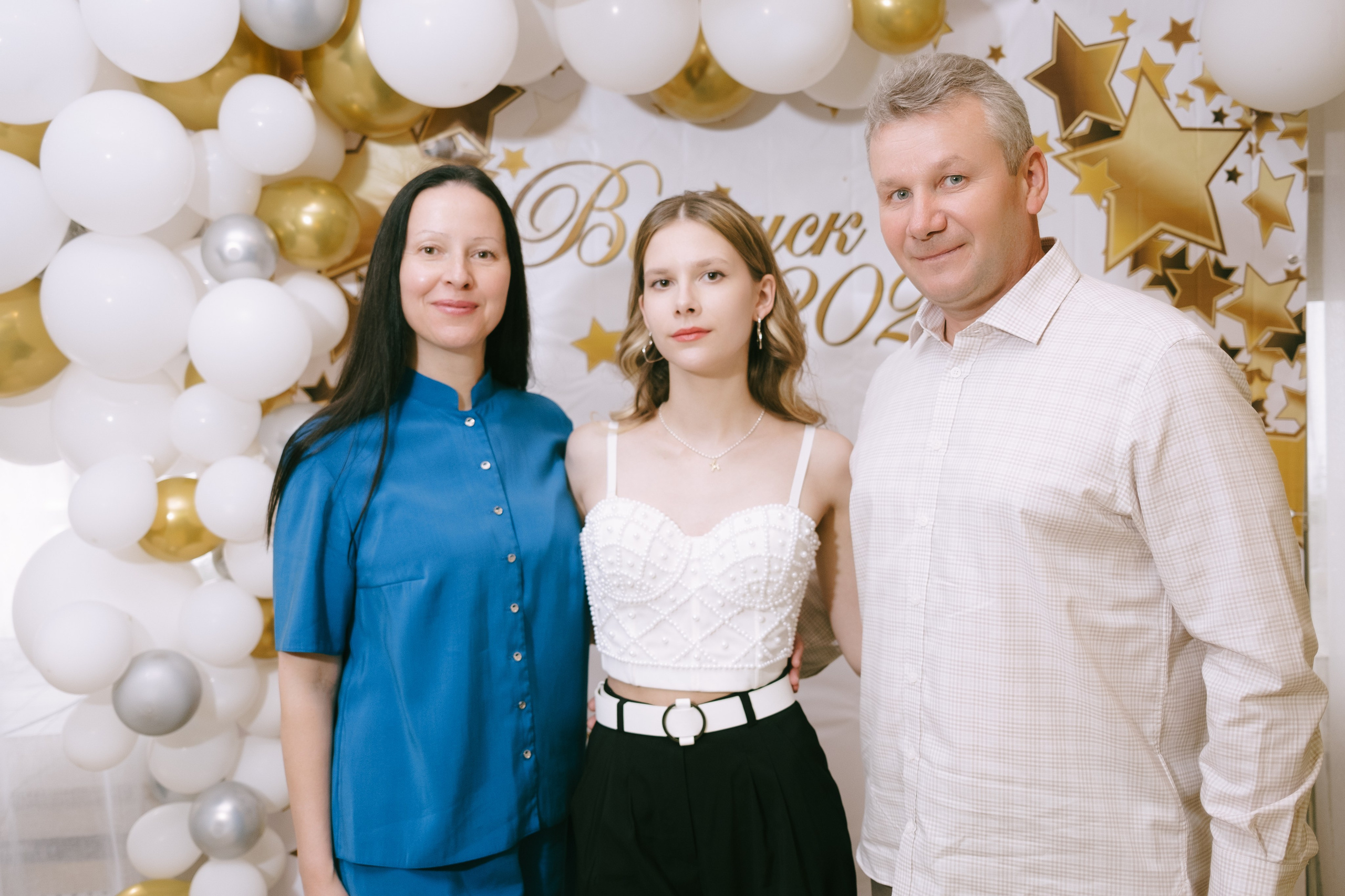 Выпускной школа 33. Свадебный и репортажной фотограф Денис Ожигин в Краснодаре и Краснодарском крае