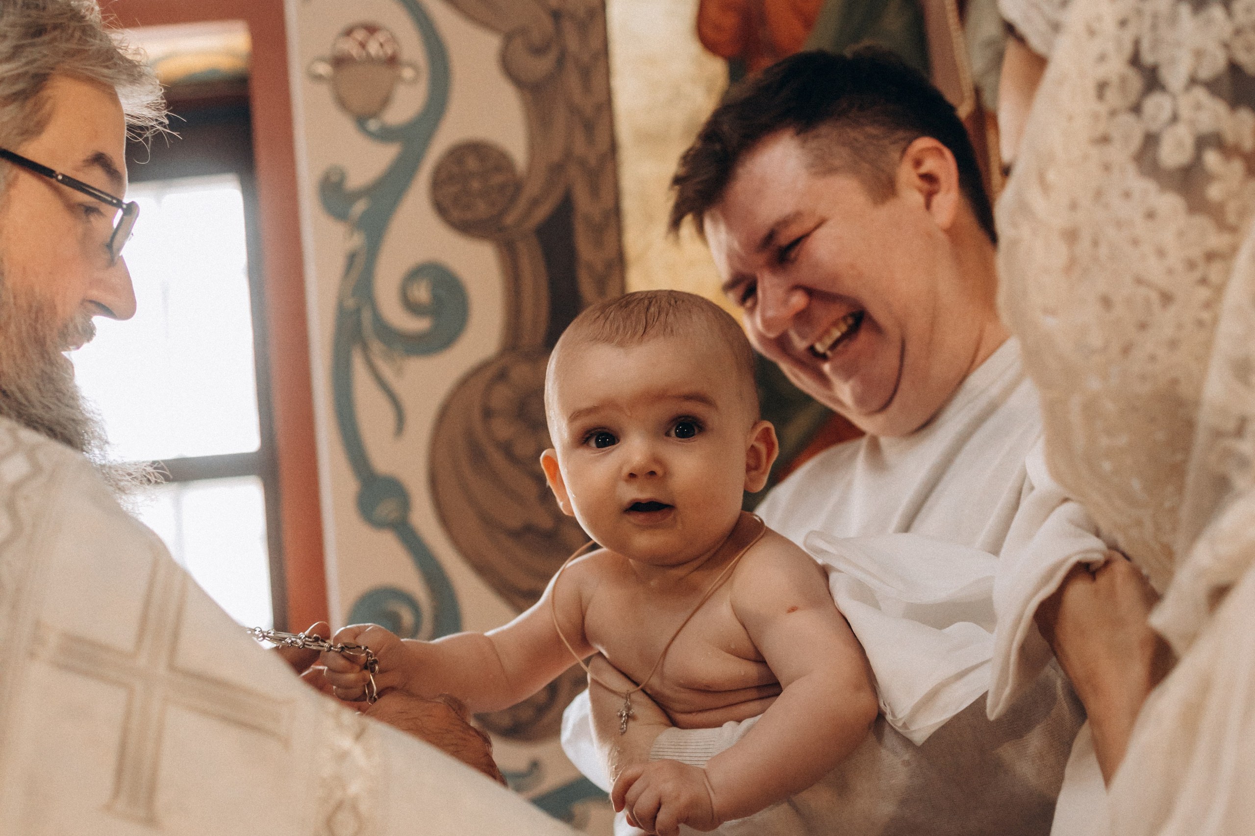 Таинство крещения Марка Храм Живоначальной Троицы. Семейный и женский фотограф в Москве Коновалова Олеся