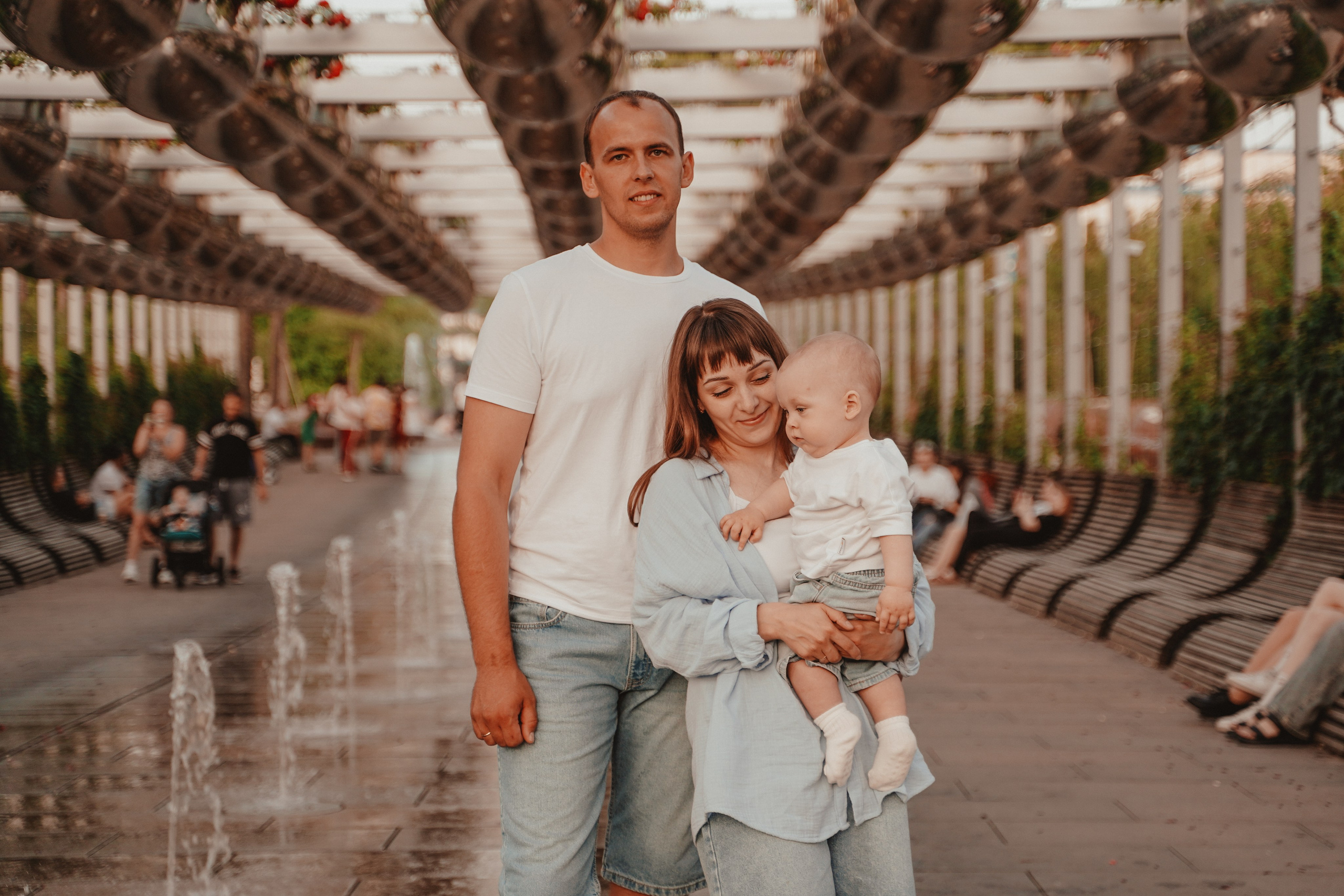 Семейная фотосессия в парке Галицкого. Семейный и женский фотограф в Краснодаре Анастасия Приймак