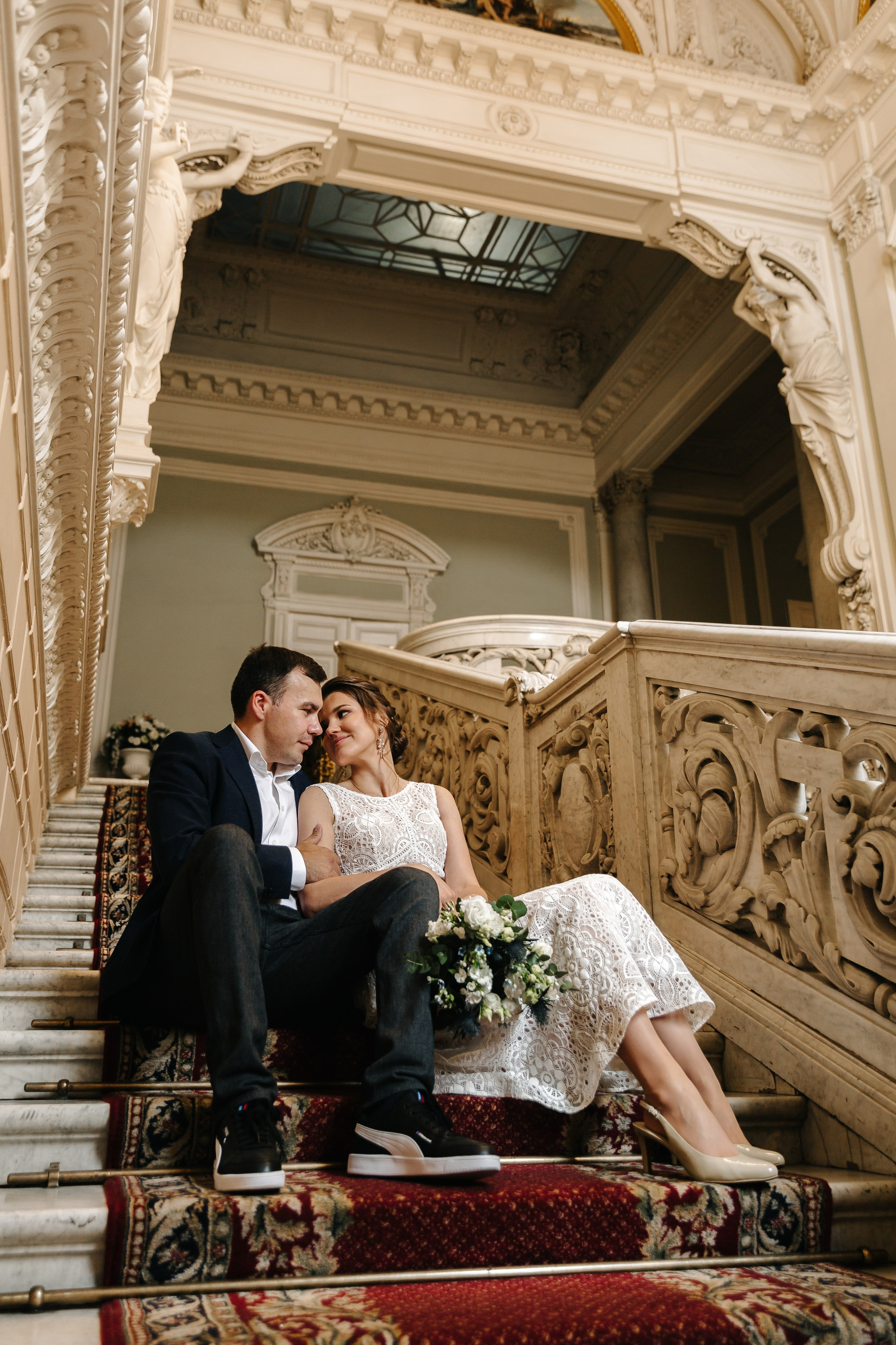 ДВОРЕЦ № 1 | Июль, Исаакиевская площадь. Свадебный фотограф в Санкт-Петербурге Полина Корзухина