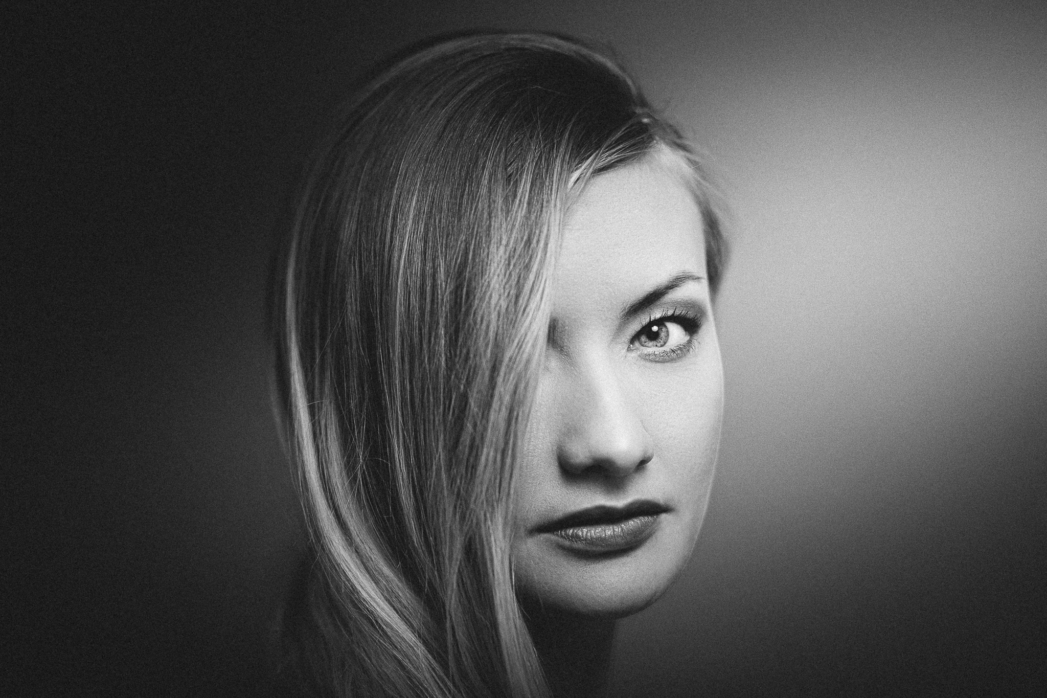 Фотограф рынка недвижимости Павел Хоменко