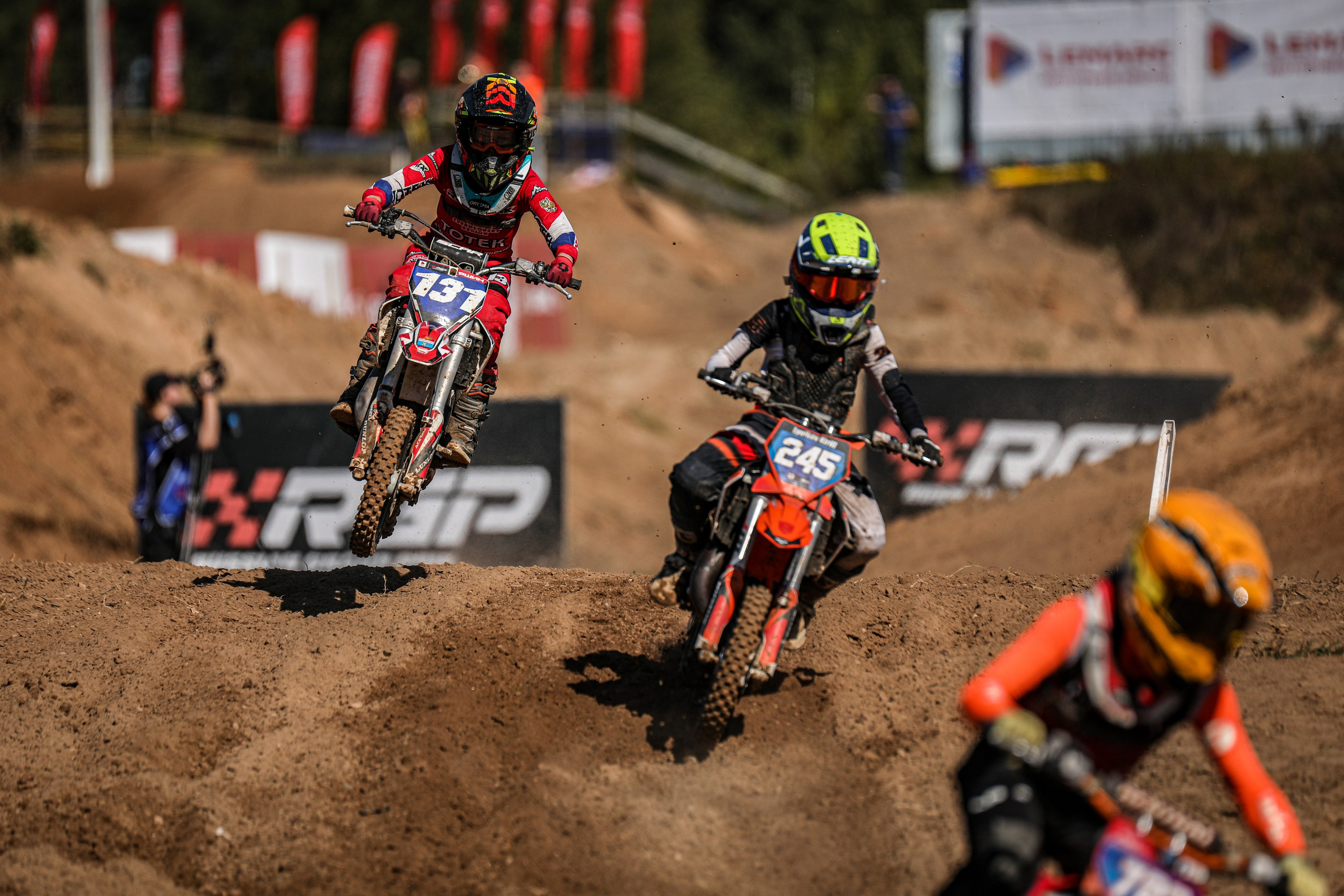 Мотокросс. Спортивный фотограф в Сочи Красной поляне Сергей Канада