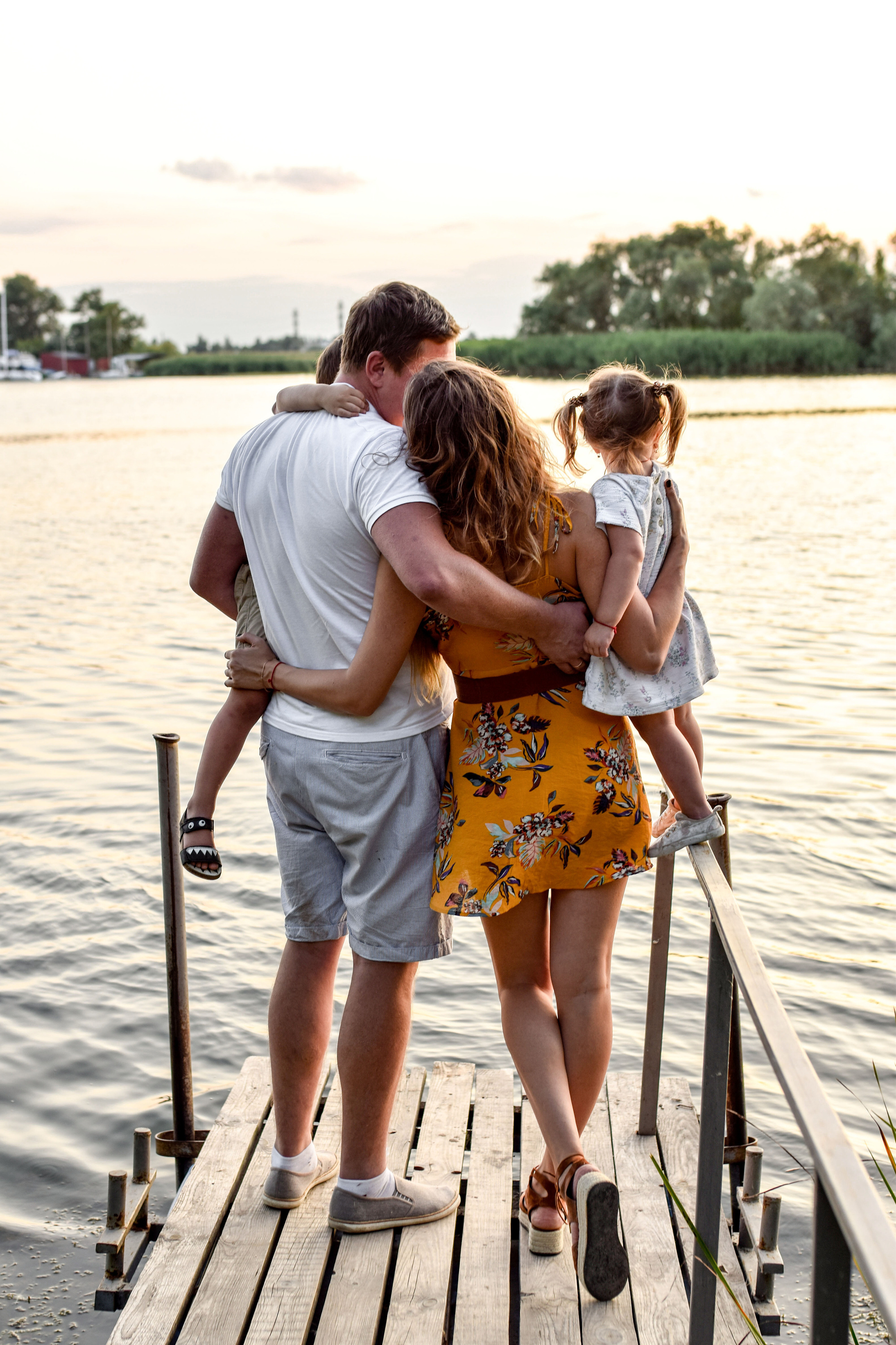 Славутич — Арбузная семейная. Фотограф в Ялте Инна Найден. Детский и семейный фотограф