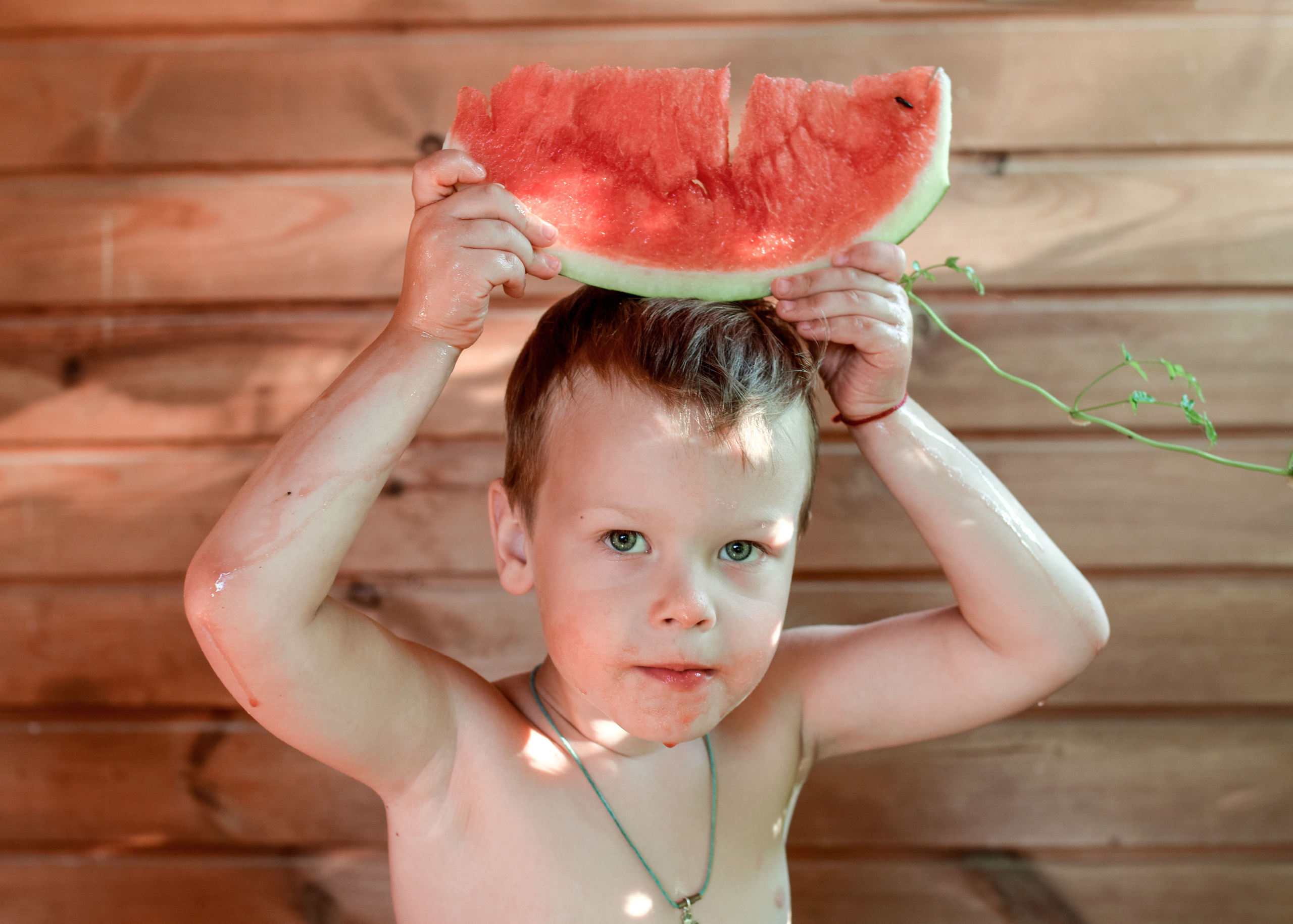 Славутич — Арбузная семейная. Фотограф в Ялте Инна Найден. Детский и семейный фотограф