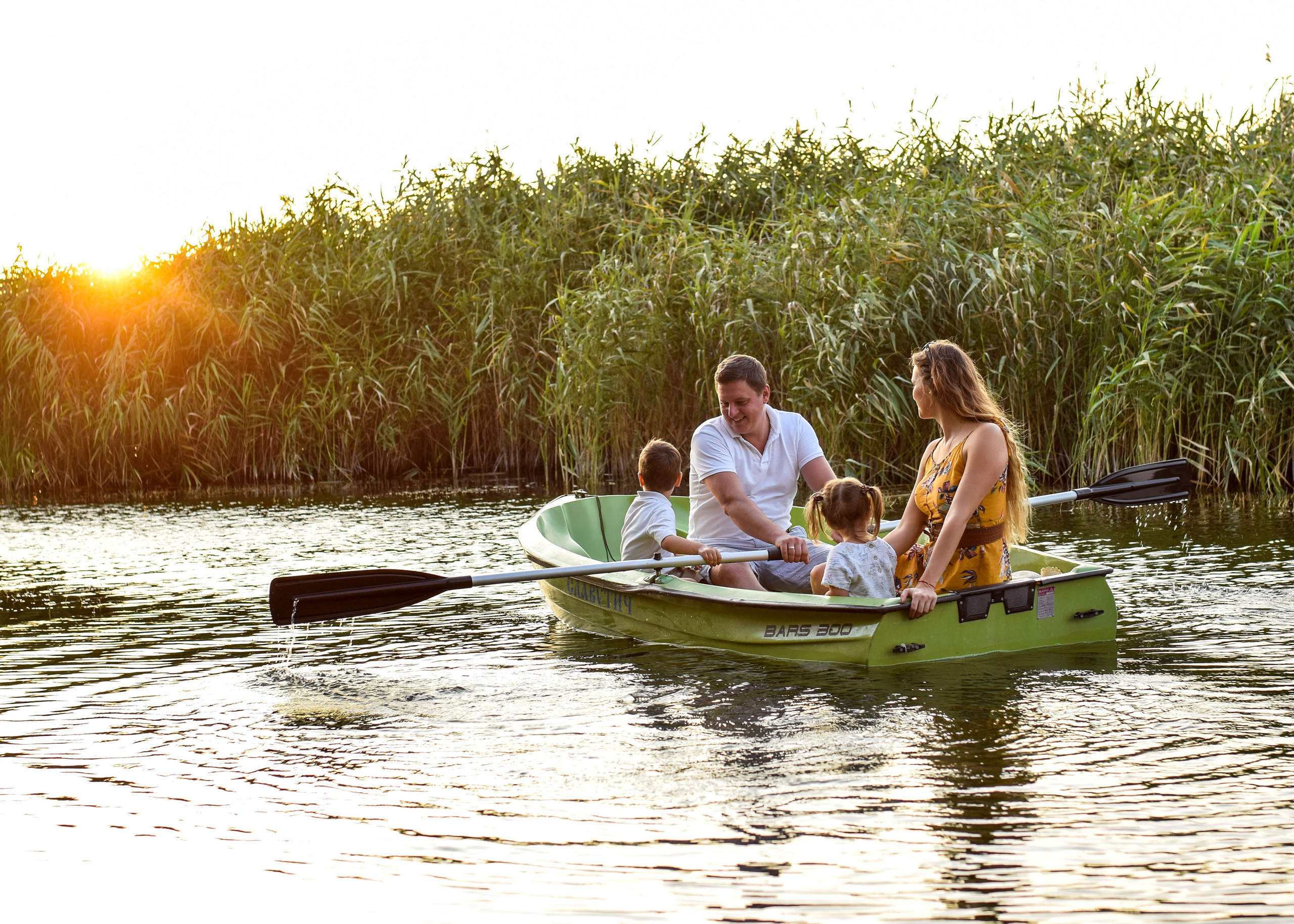 Славутич — Арбузная семейная. Фотограф в Ялте Инна Найден. Детский и семейный фотограф