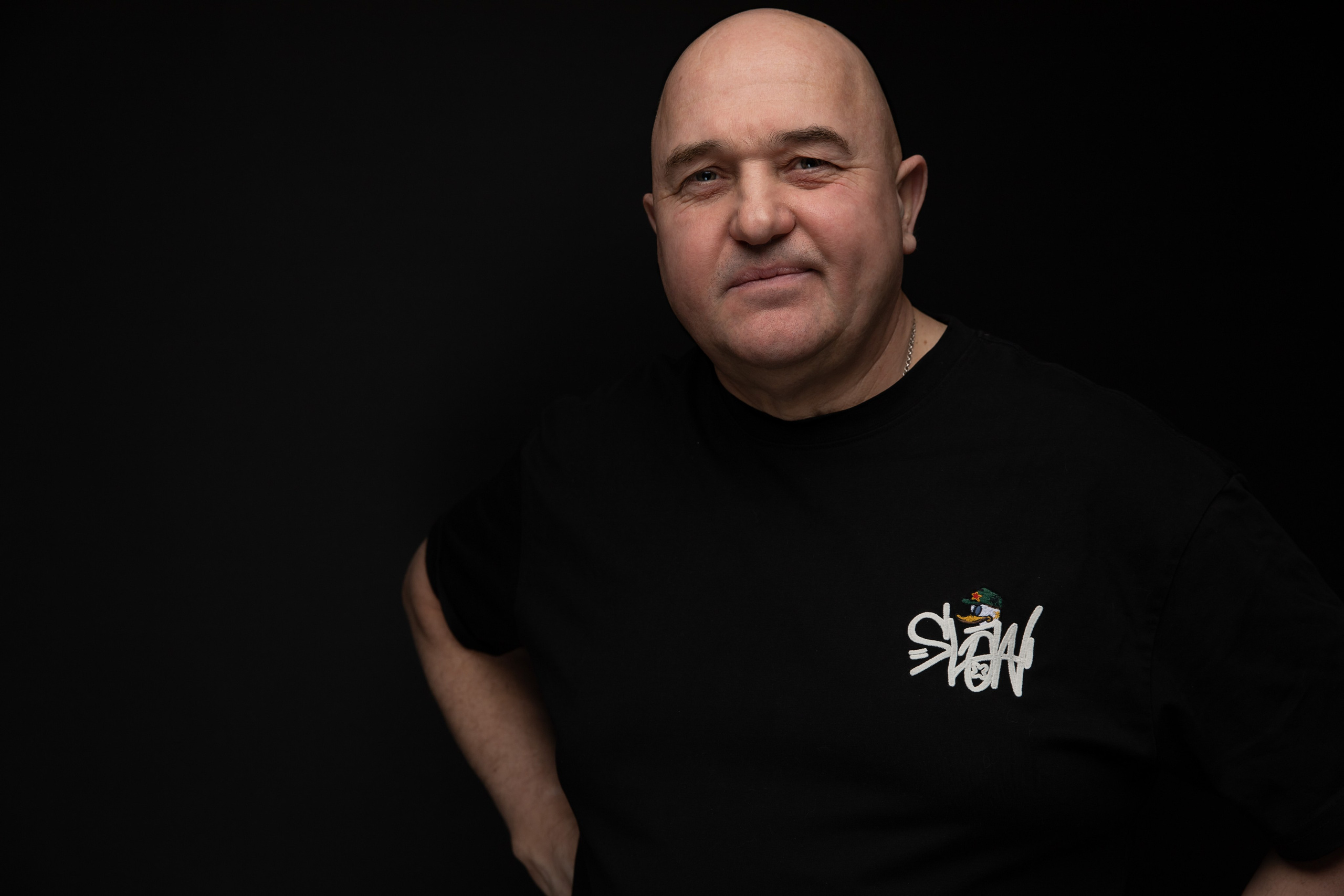 Бизнес-портрет. ФОТОГРАФ РАДОСТИ Фотосессия в студии СПб. Портретный фотограф — Юрий Торлопов