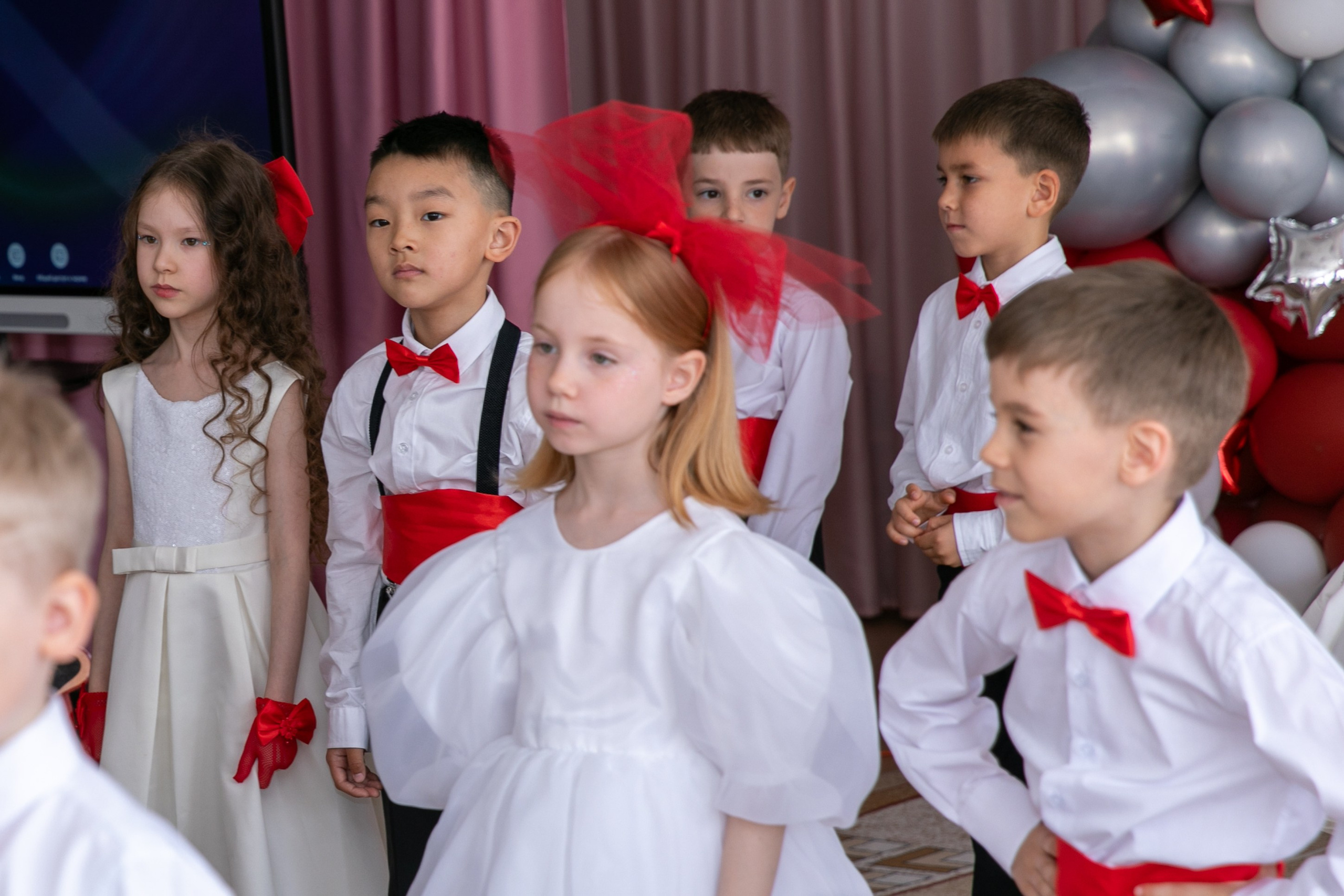 Выпускной Жемчужина 2025. Школьный и детский фотограф в Южно-Сахалинске Анастасия Лескова