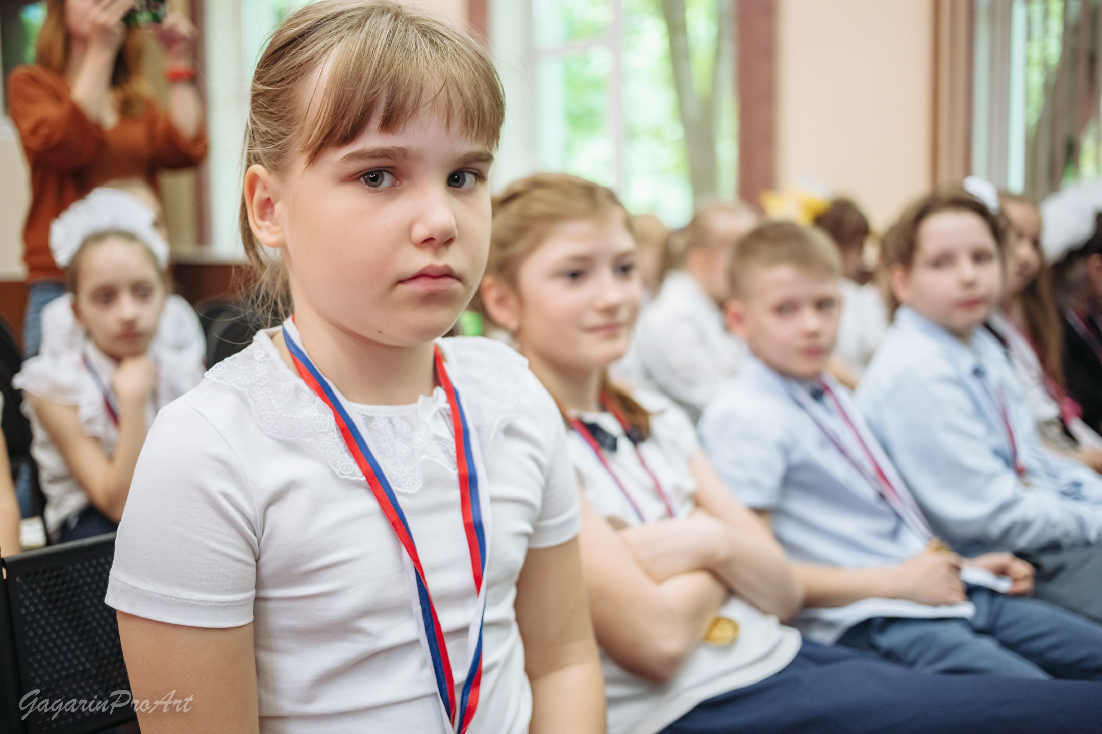 Репортаж в школе на выпускной. Фотограф на выпускной. GagarinProArt