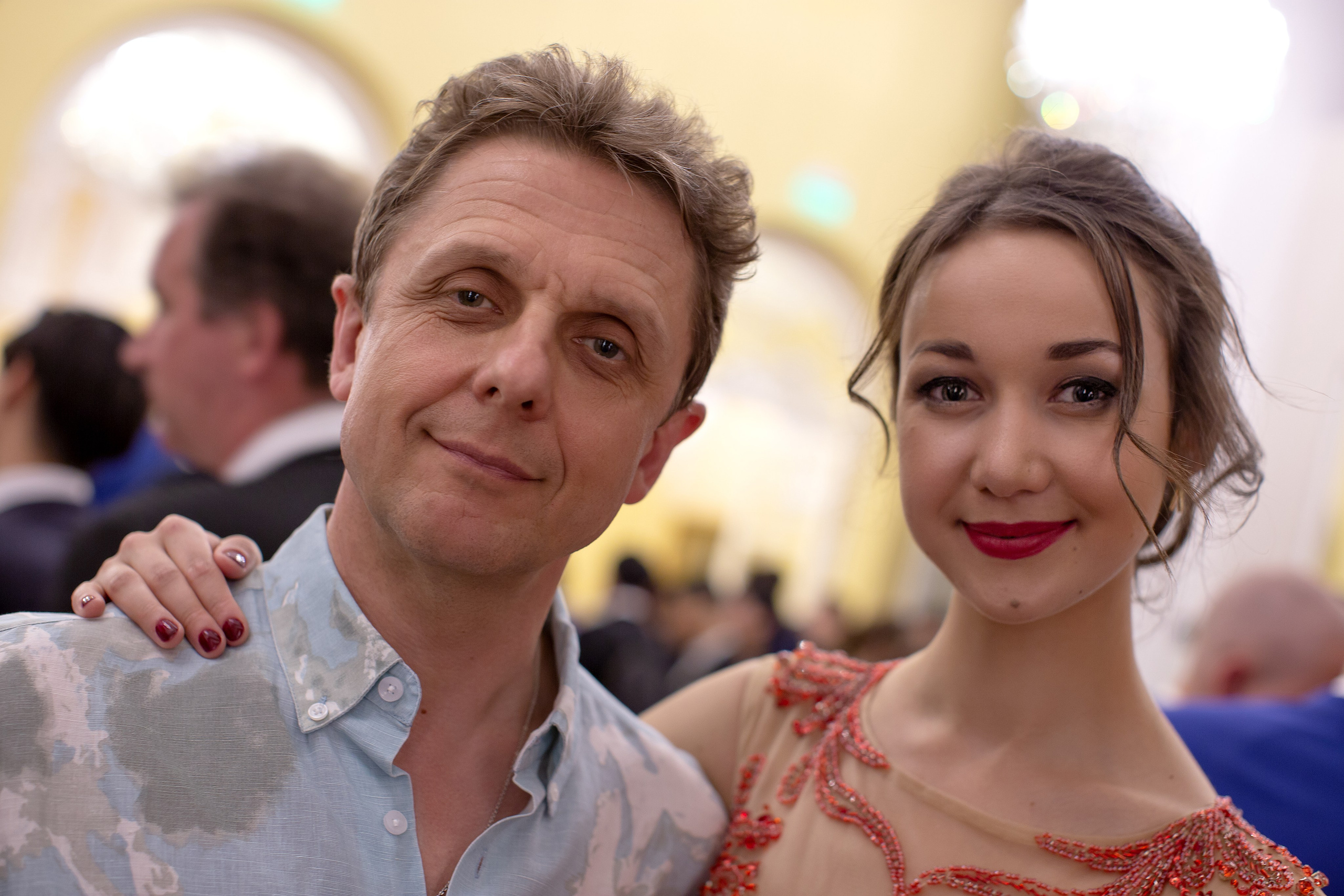 Репортаж -Выпускной. Портретный Студийный и уличный фотограф Москва. Индивидуальные, Семейные, Беременность, Будуар, Каталог, контент съемки для блога и бизнеса