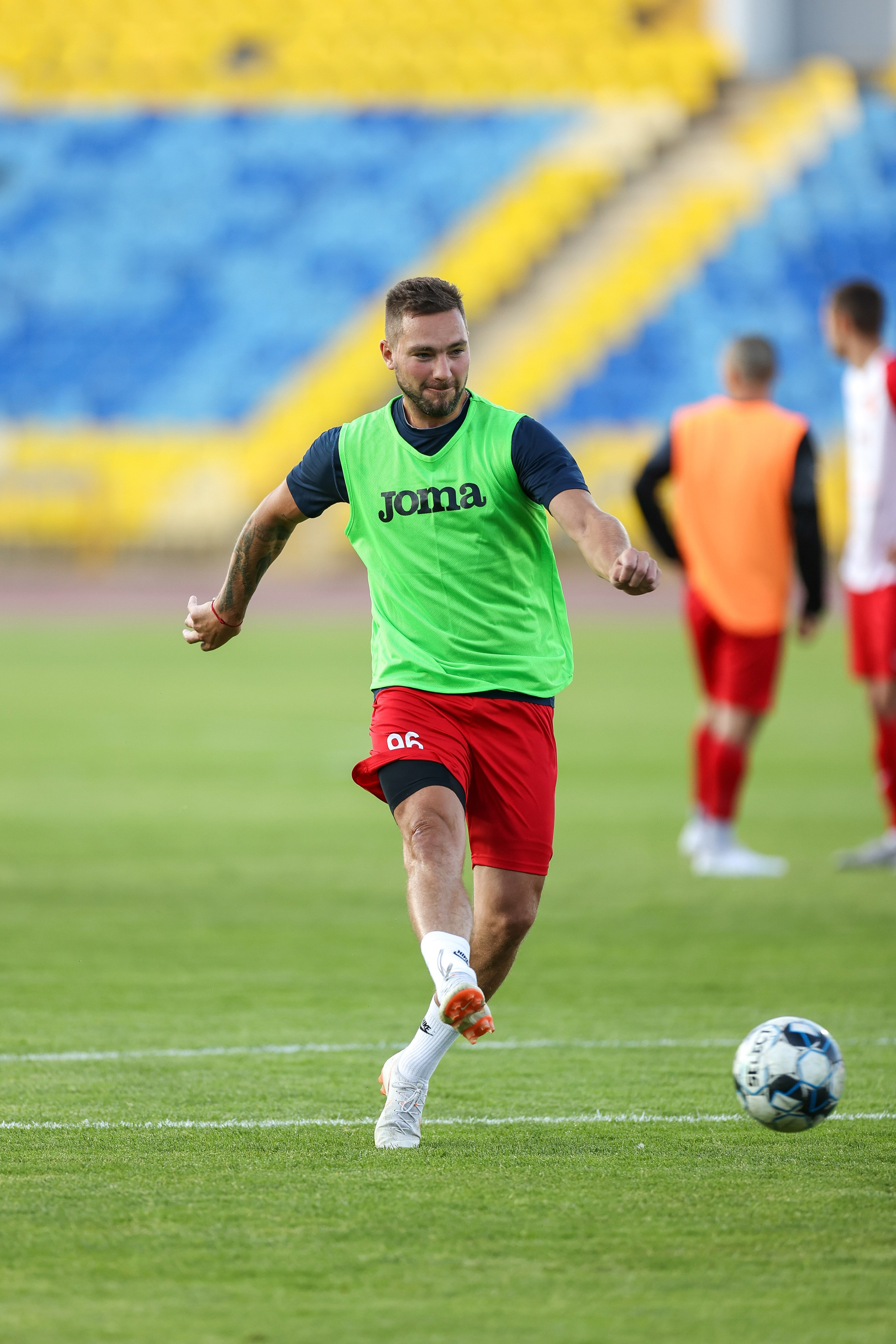 Благотворительный футбольный матч Друзья Бурмистрова vs ФК Fight Nights. Спортивный репортажный фотограф Казань Нафис Сиразетдинов