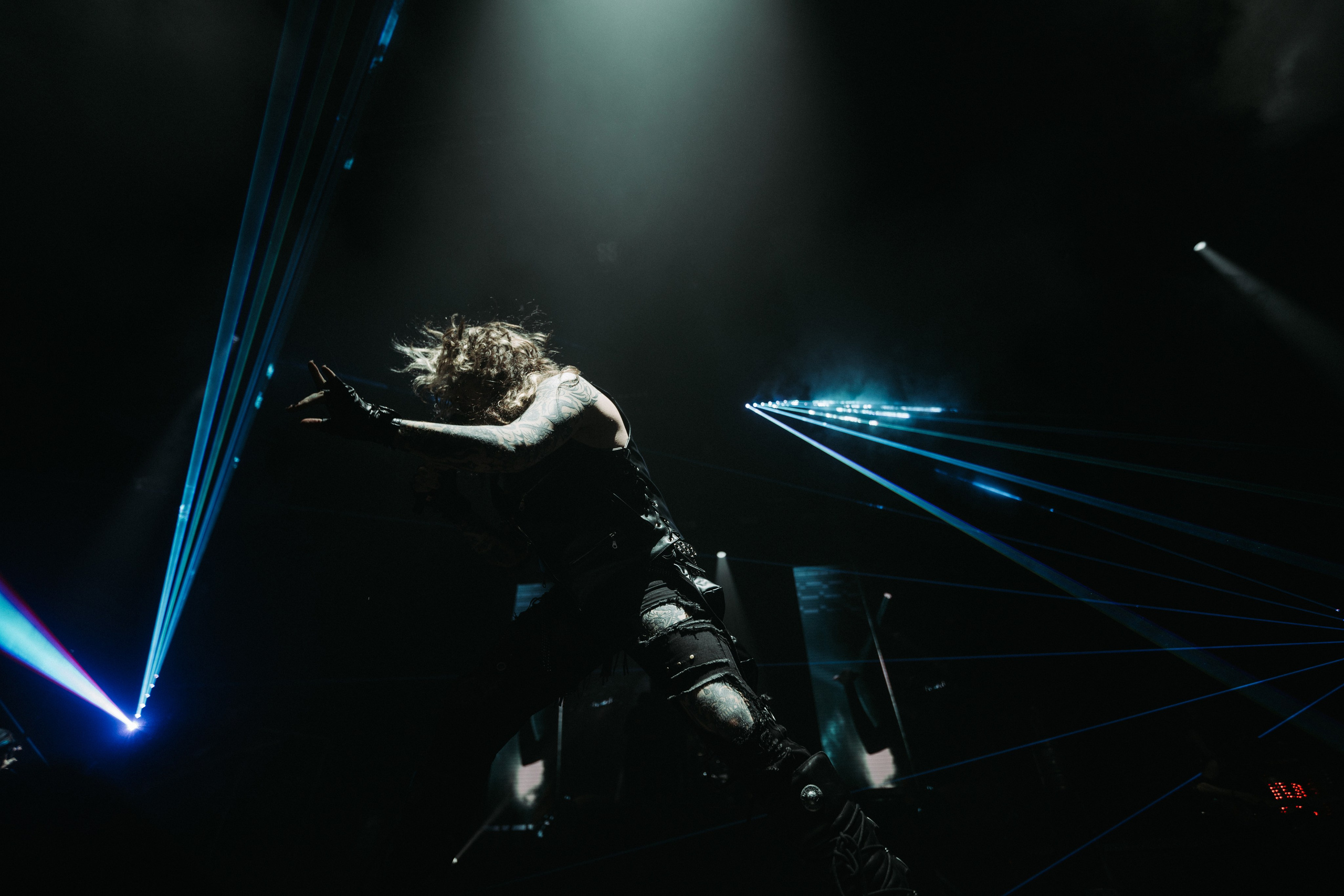 NEVERLOVE. Игорь Богатов — фотограф