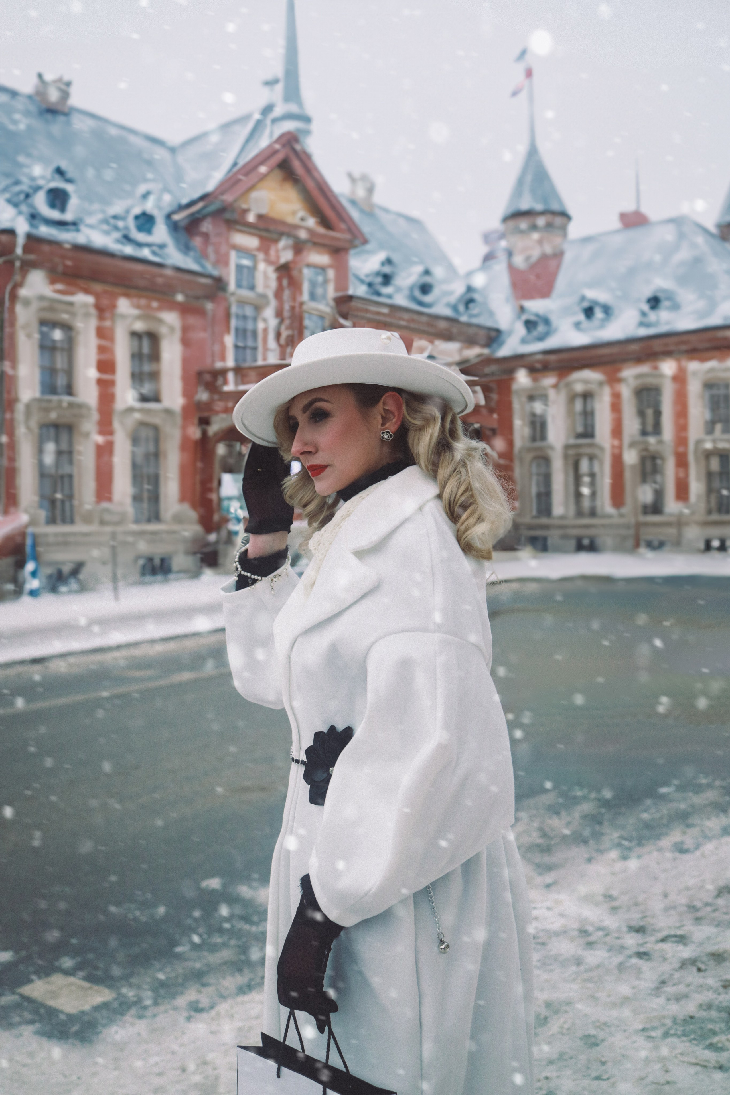 Фотосессия в стиле Chanel🖤. Иванова Ирина Свадебный и семейный фотограф г. Уфа