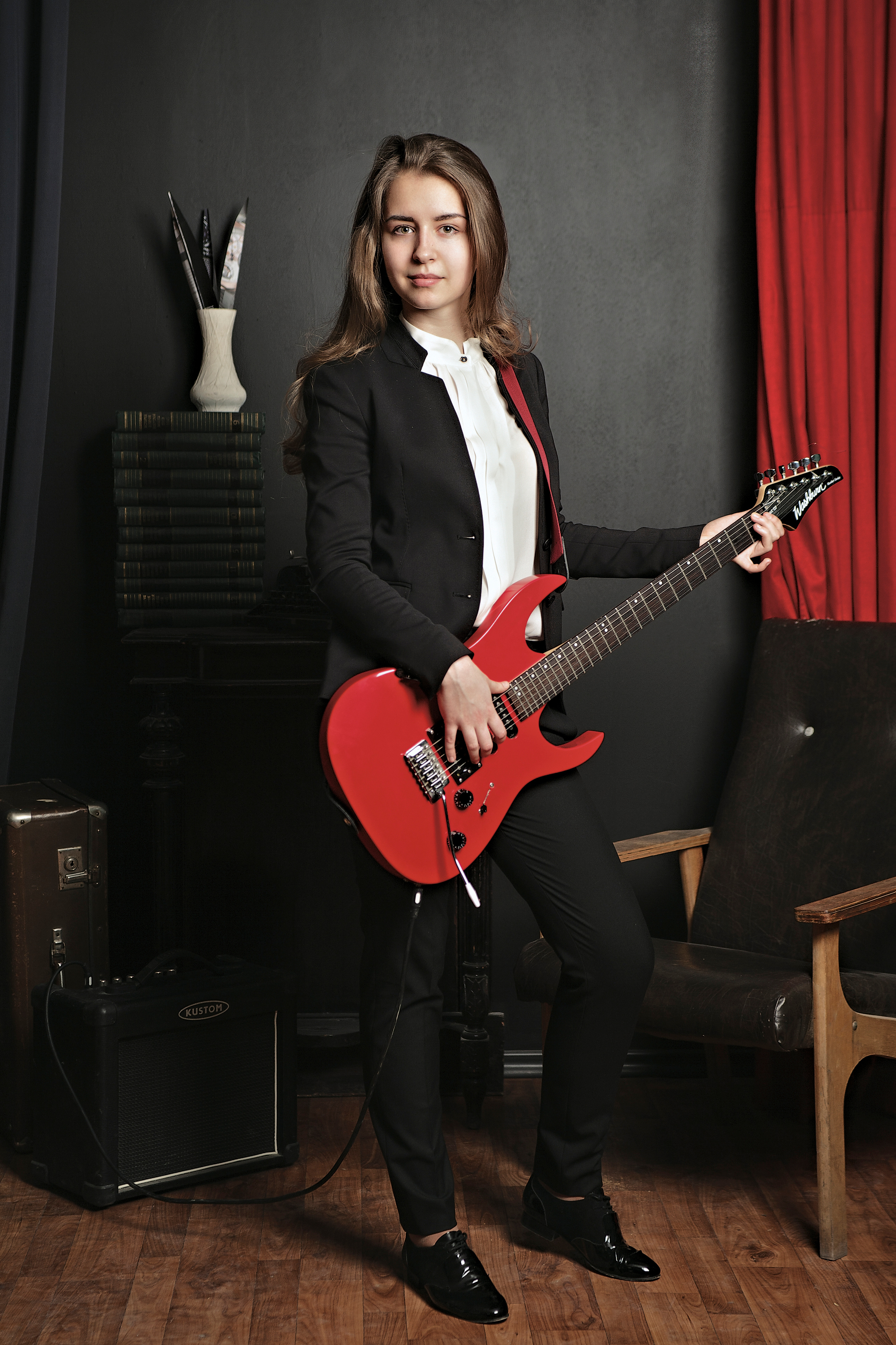 Портретный фотограф для выпускного Ростова-на-Дону. Выпускные альбомы, фотограф Денис Зимин в городе Ростове-на-Дону