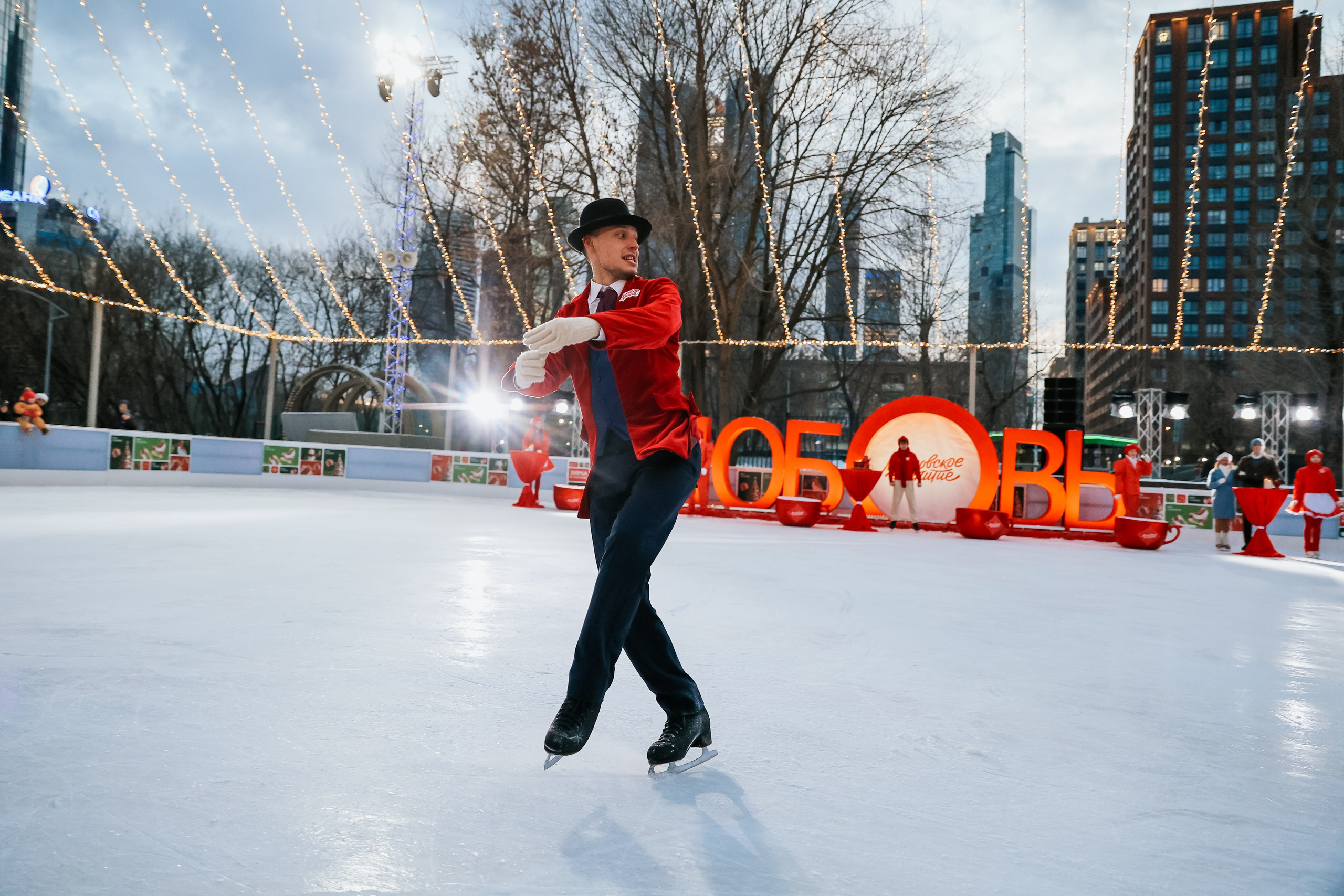 Ледовое шоу Сити каток Московское Чаепитие. Фотограф и видеограф Анна Домашенко
