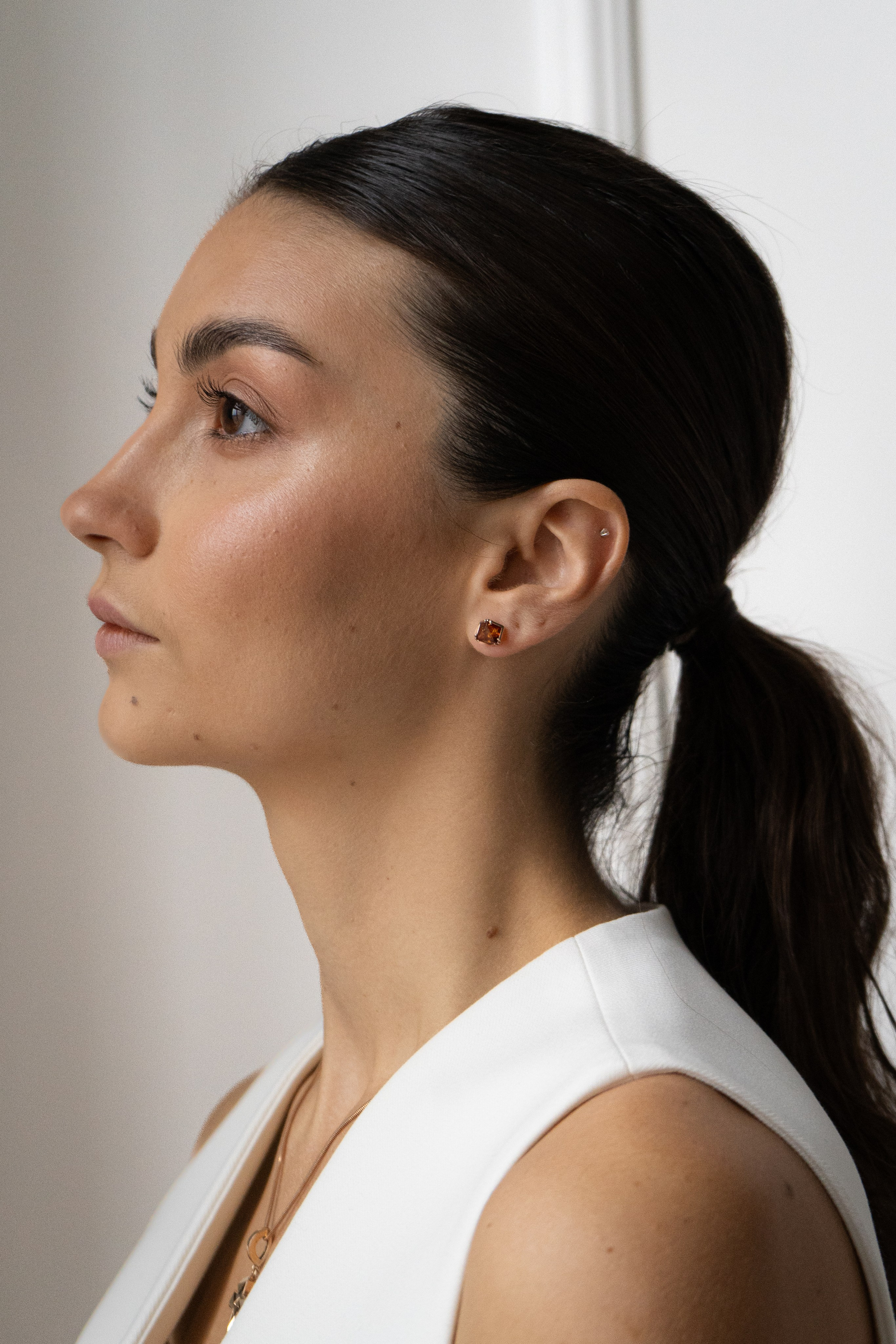 Съемка янтаря и украшений. Предметный и фуд-фотограф в Калининграде Надя Николаева