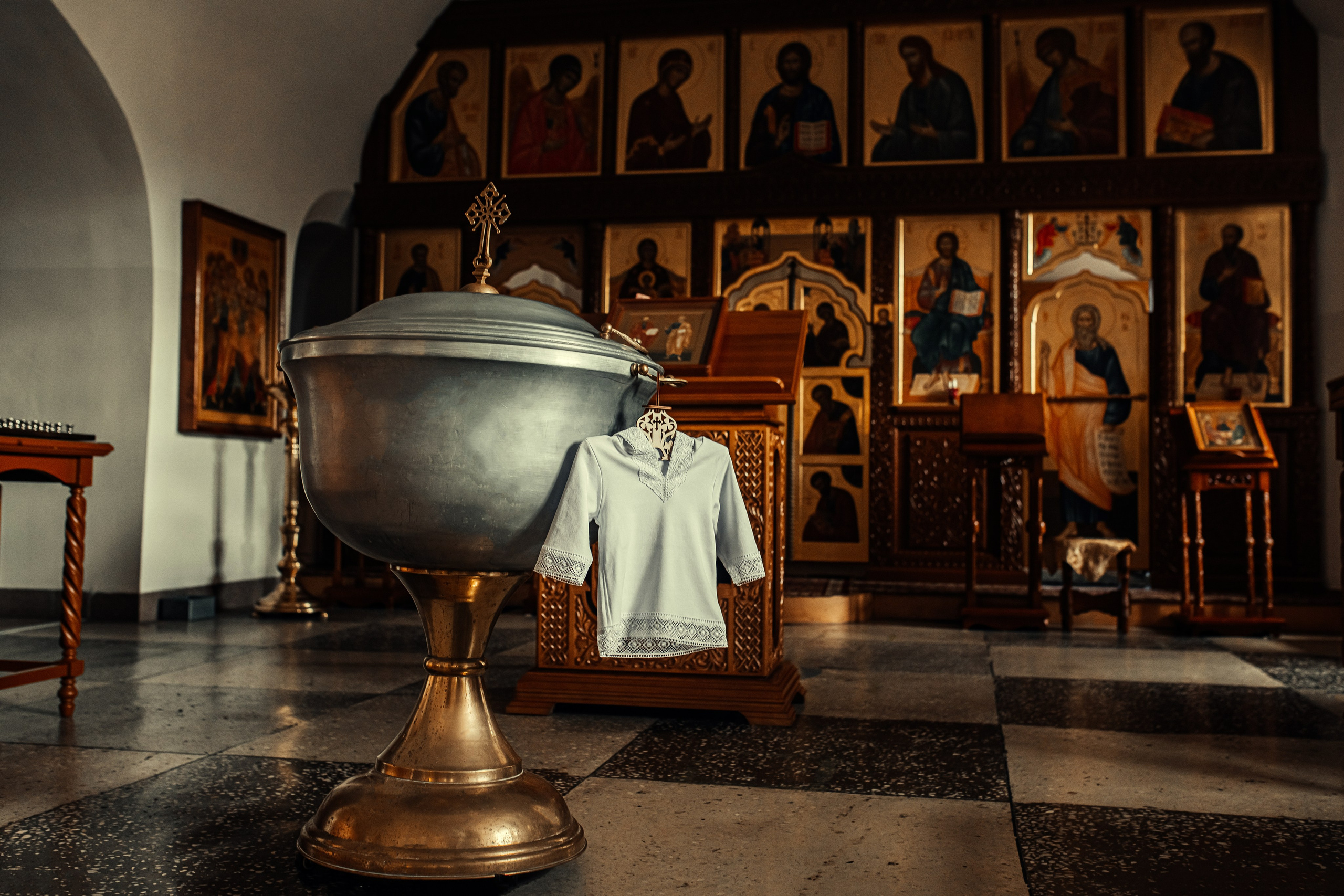 Таинство Крещения Захара. Фотограф Таинств Крещения и Венчания в г. Курске