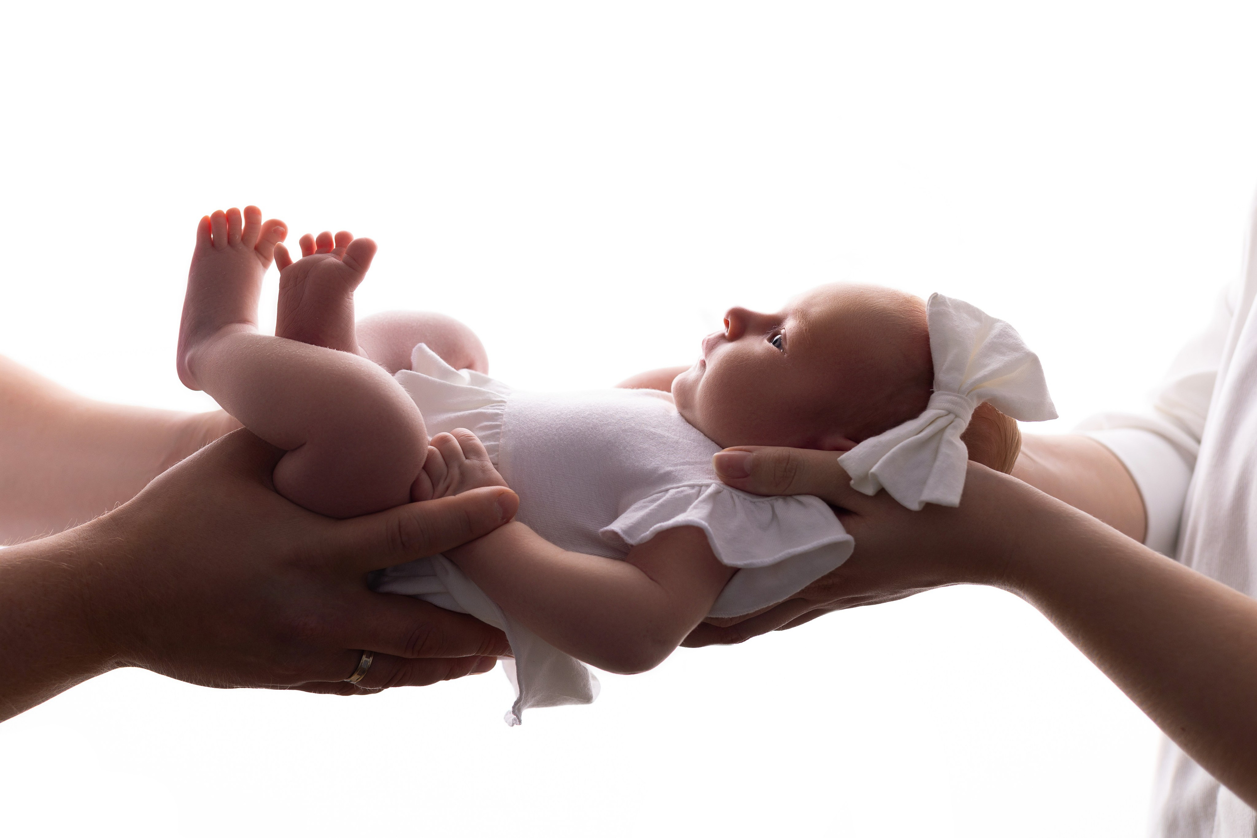 Newborn съемка в стиле Лайф. Фотограф новорожденных малышей в Омске и Омской области Эльвира Камаева