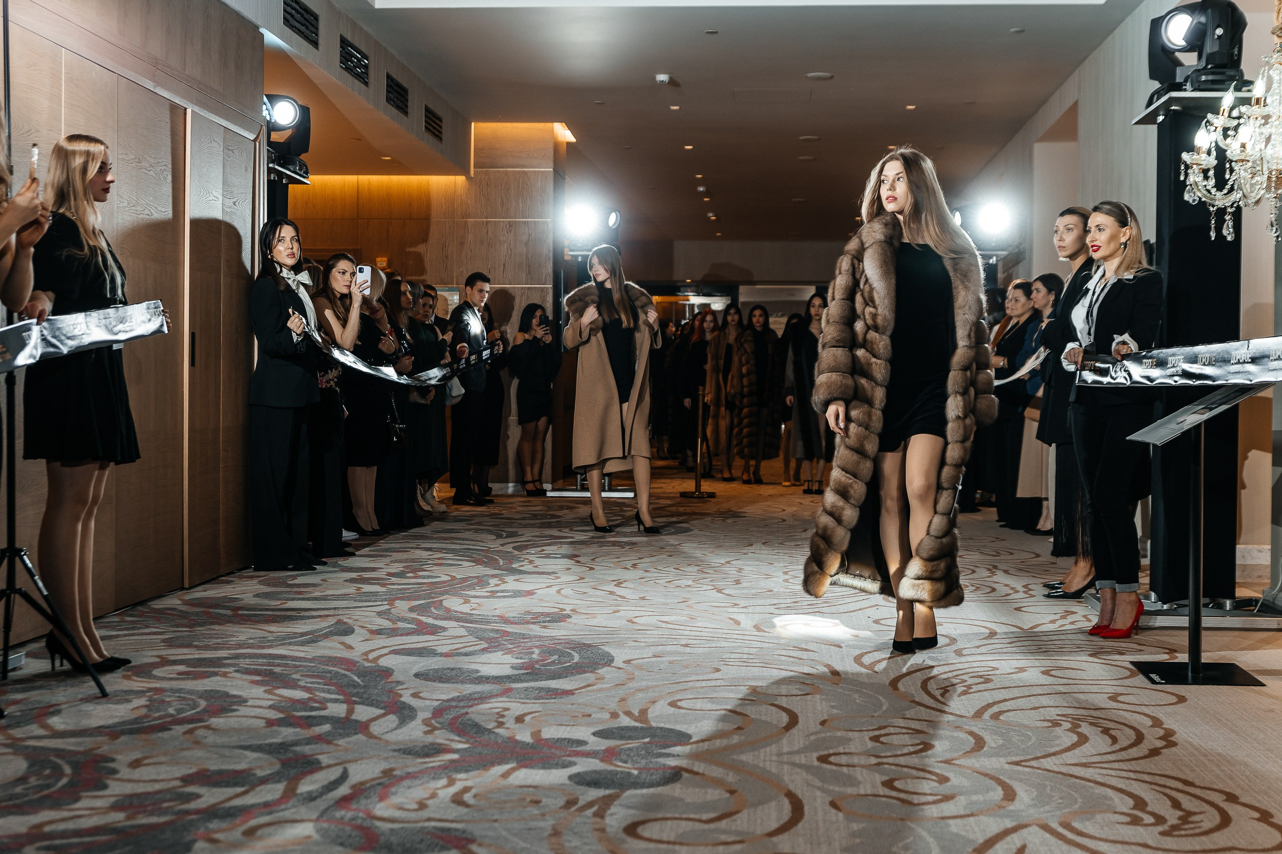 ПРЕЗЕНТАЦИЯ КНИГИ «ГЕРОИ НАШЕГО ВРЕМЕНИ». Свадебный и репортажный фотограф в Ростове-на-Дону Павел Кислов