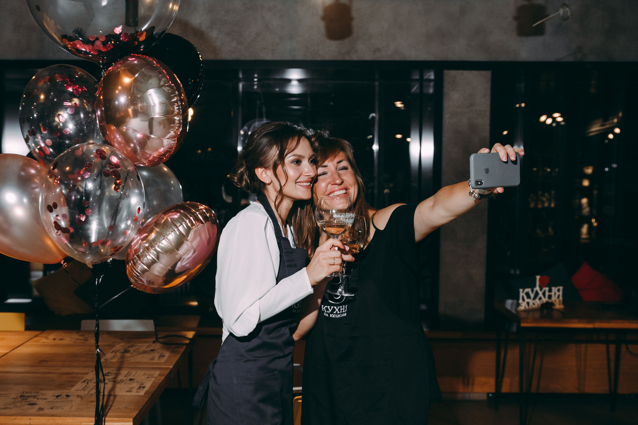 Девичник «Кухня за кулисами». Свадебный фотограф в Новосибирске Алена Цизман