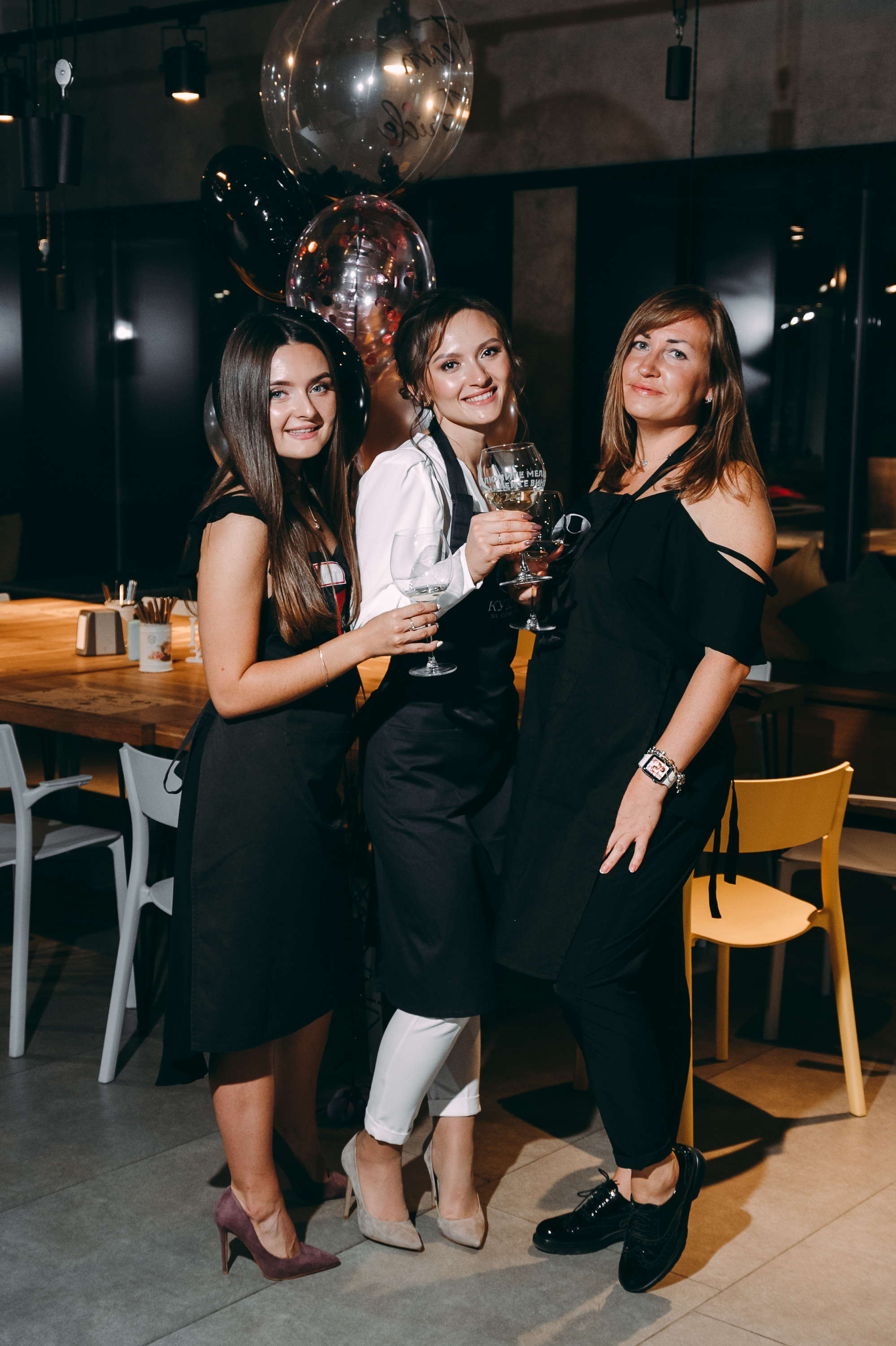 Девичник «Кухня за кулисами». Свадебный фотограф в Новосибирске Алена Цизман