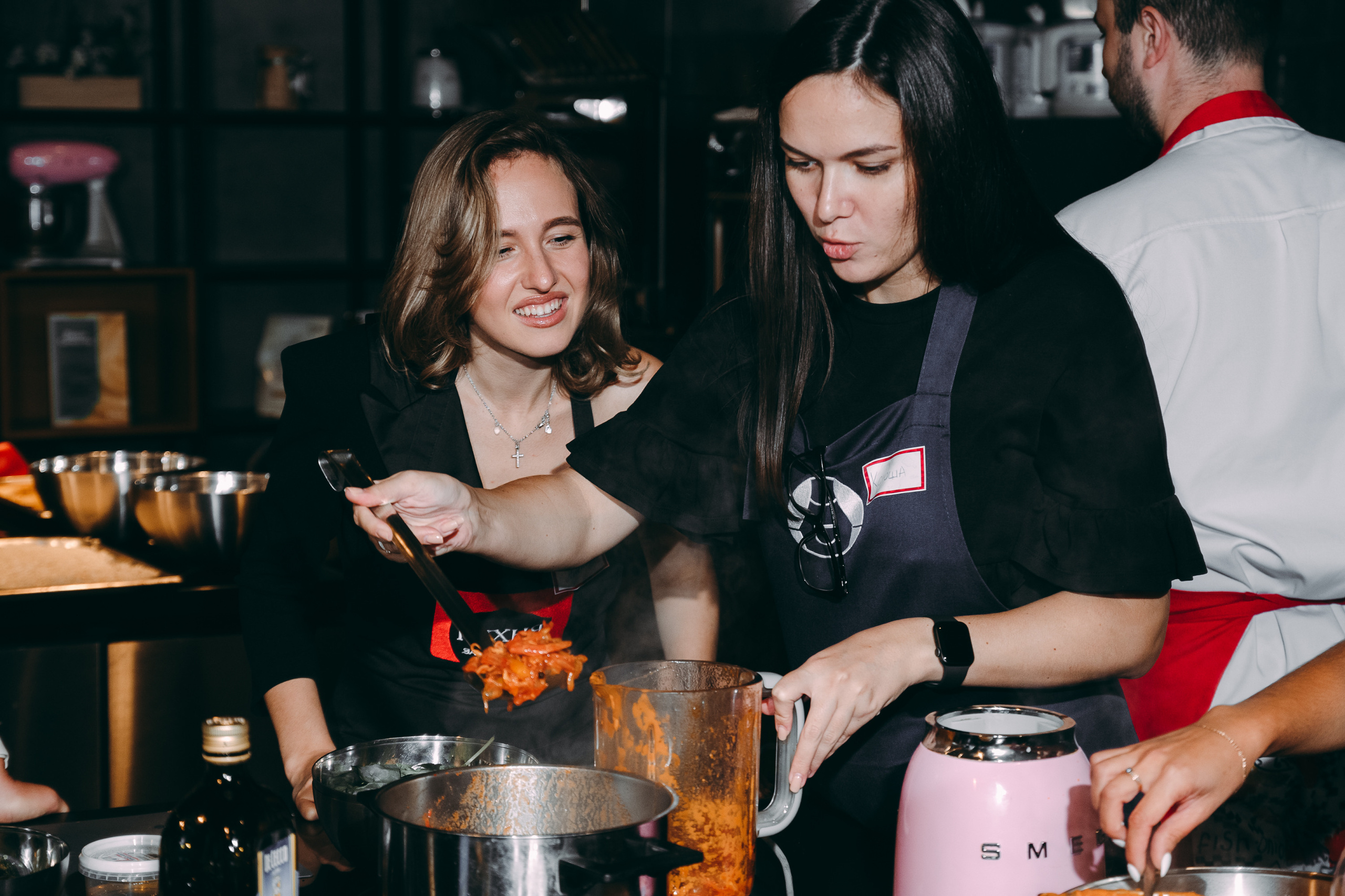 Девичник «Кухня за кулисами». Свадебный фотограф в Новосибирске Алена Цизман