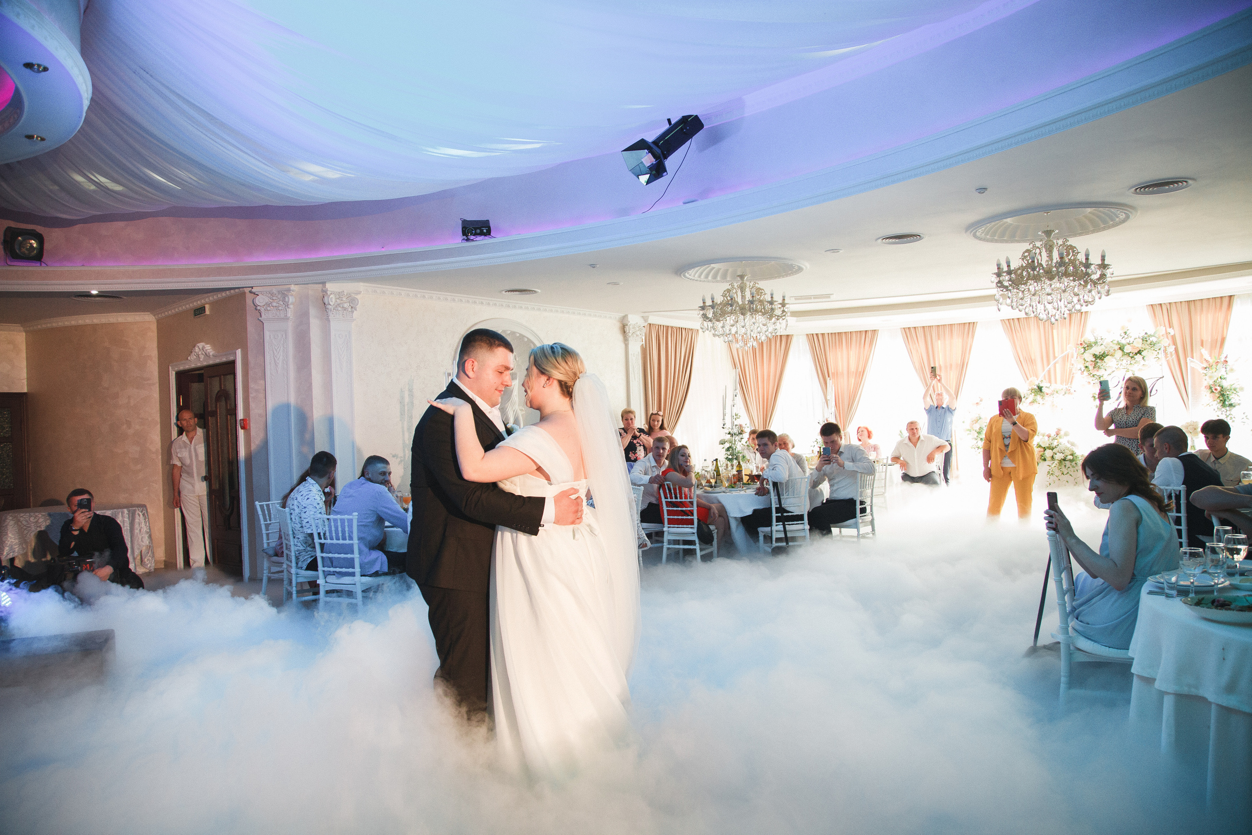 Роман и Анастасия. Свадебный фотограф в Симферополе (Крым) Валерия Воловидник