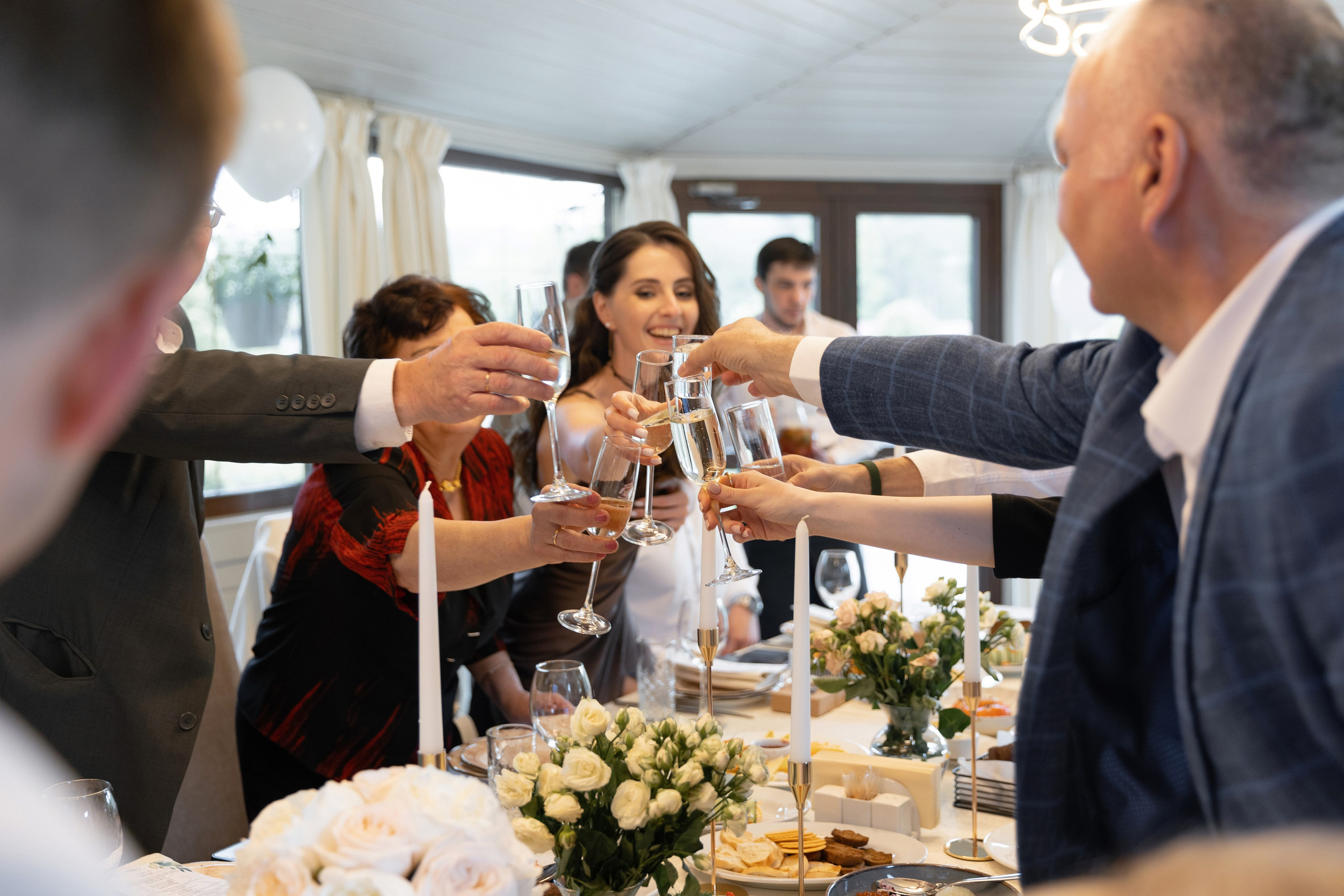 Свадебная фотосессия в Soluxe Hotel и роспись в Савеловском ЗАГСе. Свадебный фотограф в Москве Полина Лелетко