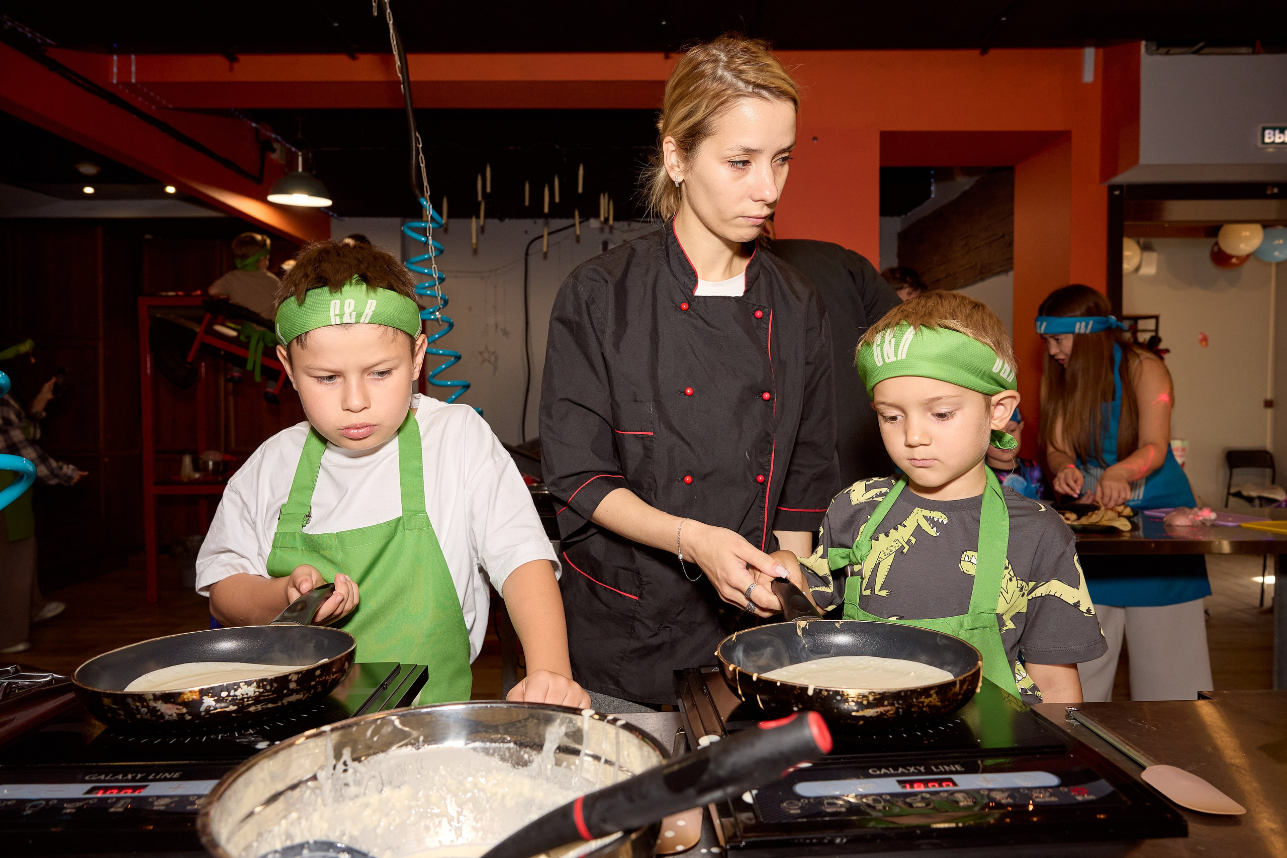 Фотосъёмка квестов и квест-шоу. Предметный и репортажный фотограф Алексей Кротов